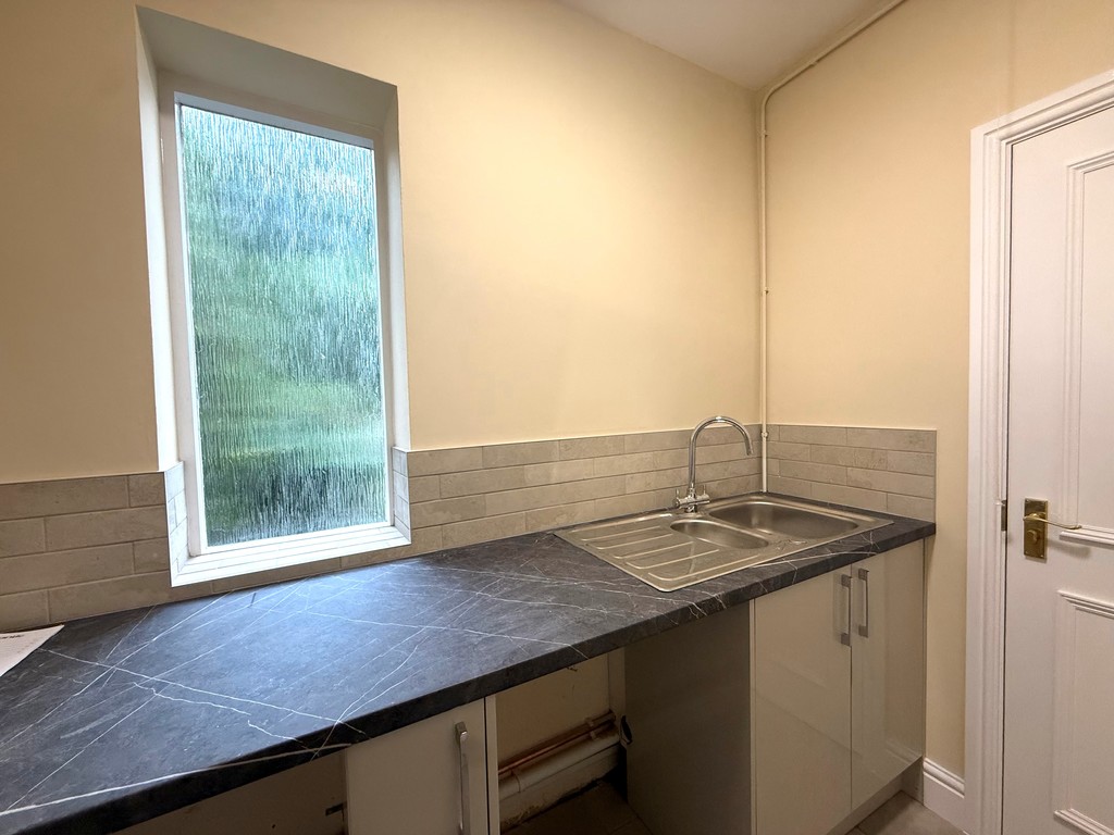 2 bed ground floor flat to rent in New North Road, Exeter 26