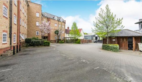 3 bed flat to rent in Albany Gardens, Hythe  - Property Image 2