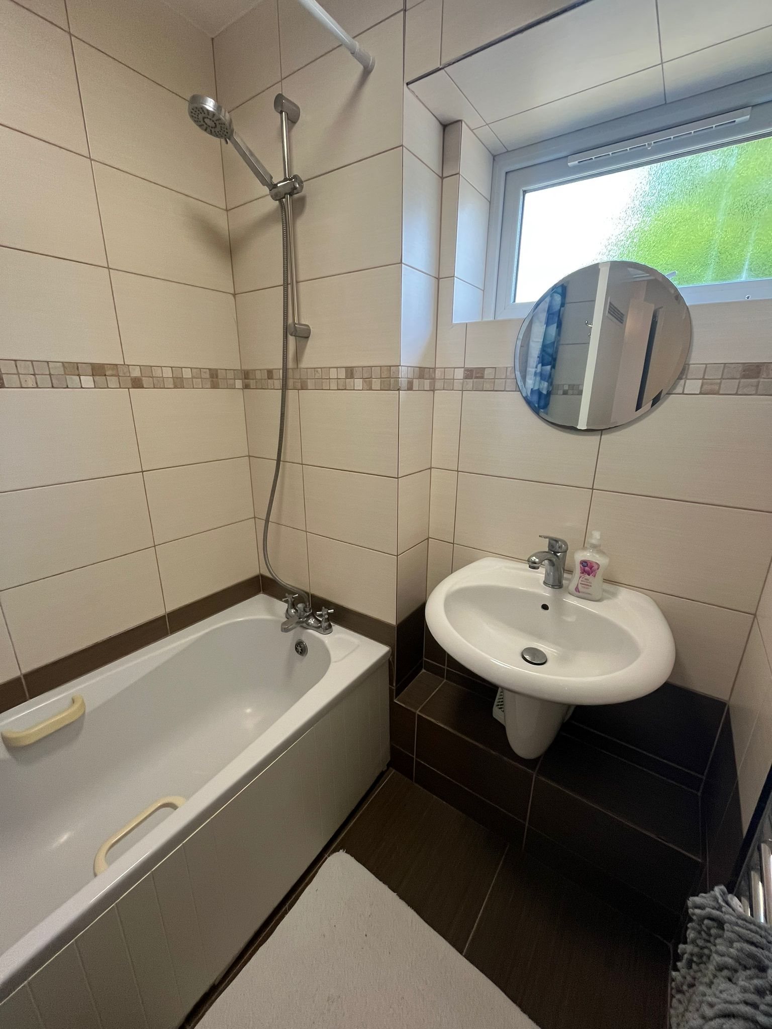 2 bed apartment to rent in Scarfe Way  - Property Image 8