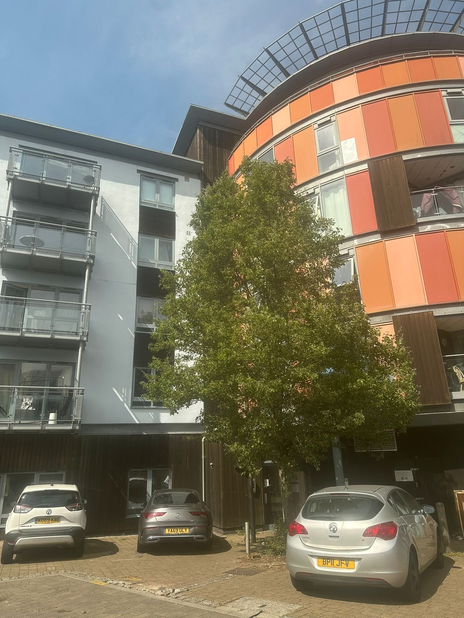 2 bed flat to rent in Quayside Drive, CO2