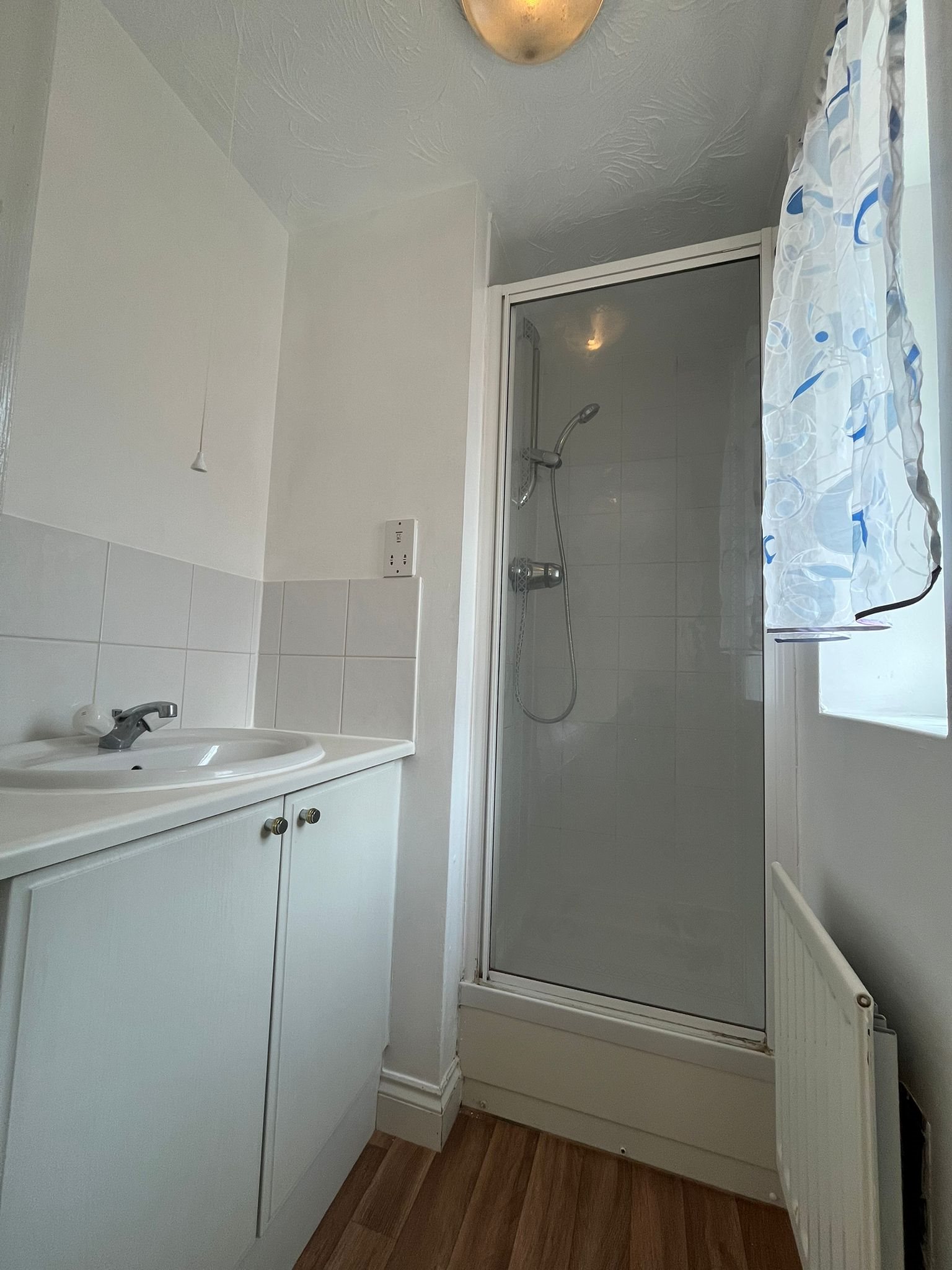 2 bed maisonette to rent in Hatcher Crescent  - Property Image 5