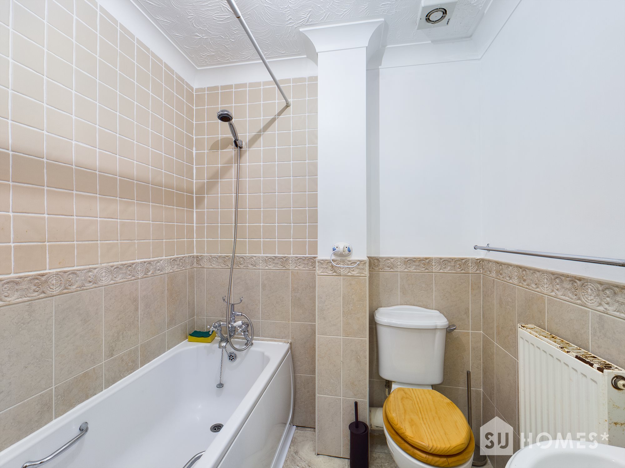 2 bed house to rent in Mascot Square, Colchester  - Property Image 8