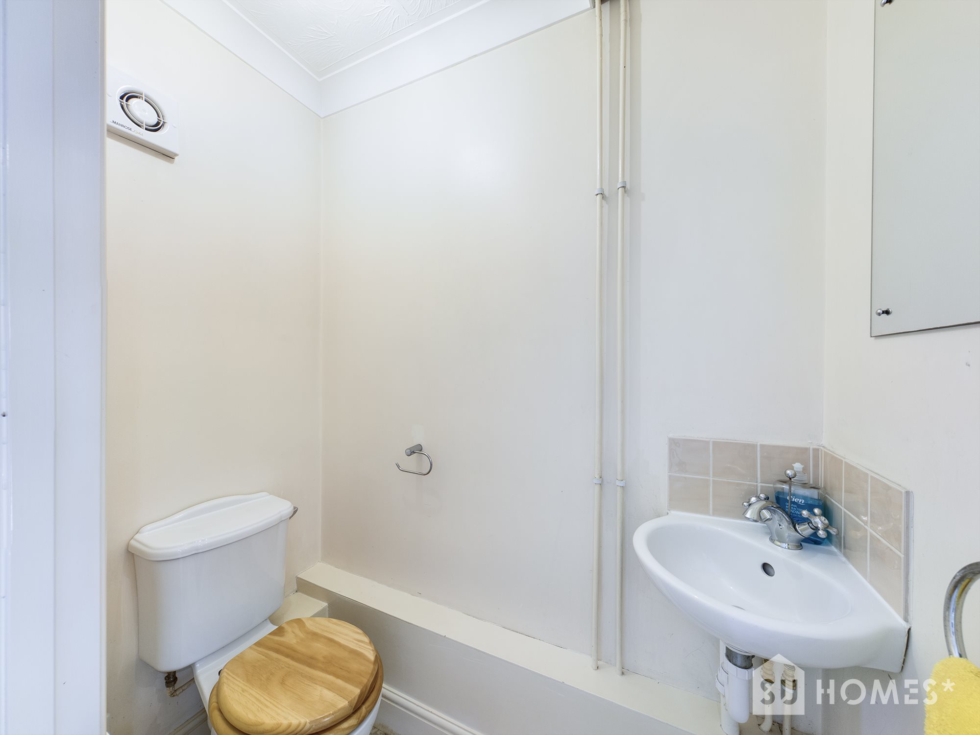 2 bed house to rent in Mascot Square, Colchester  - Property Image 10