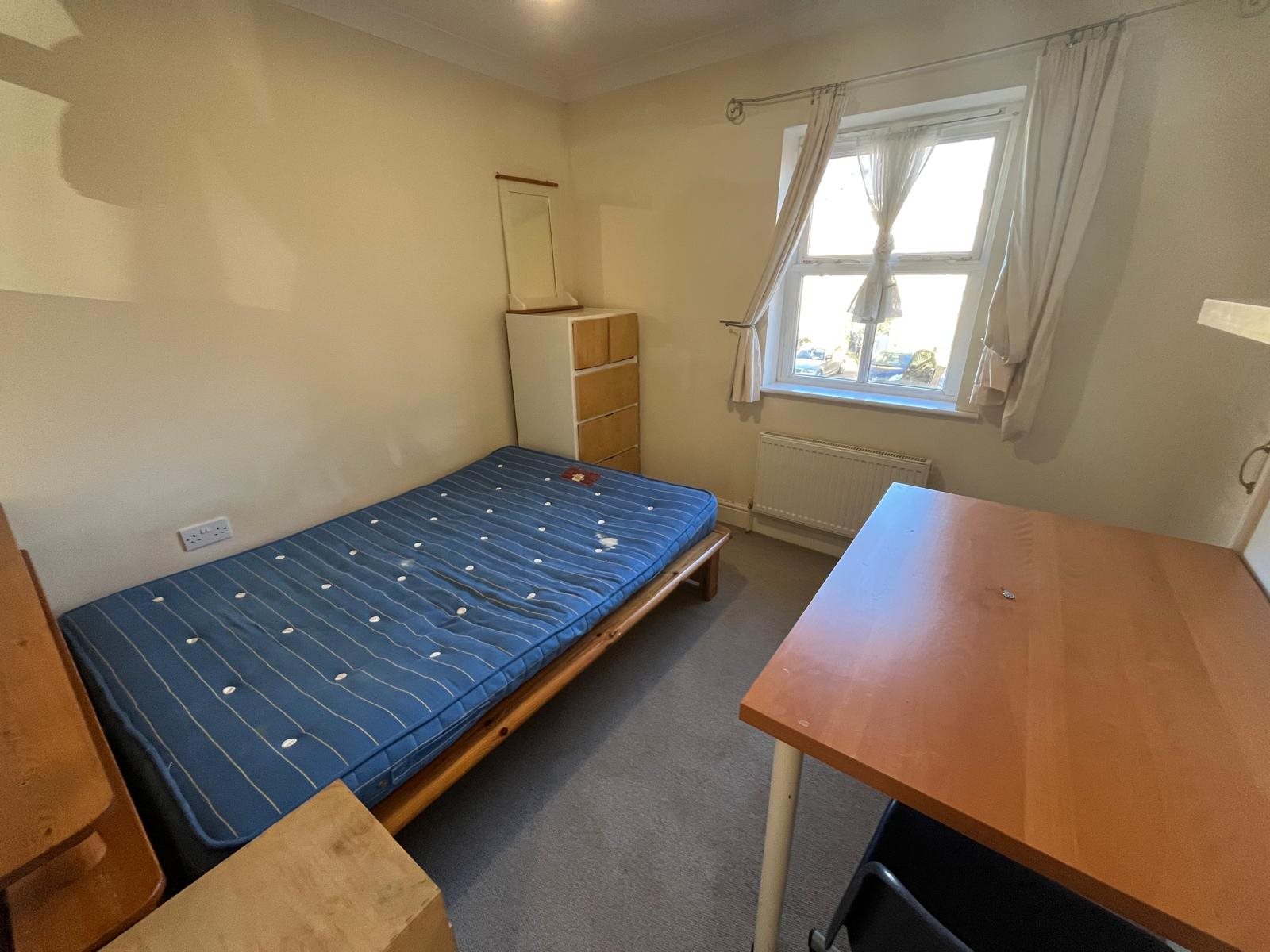 5 bed house to rent in Mascot Square, , CO4 4