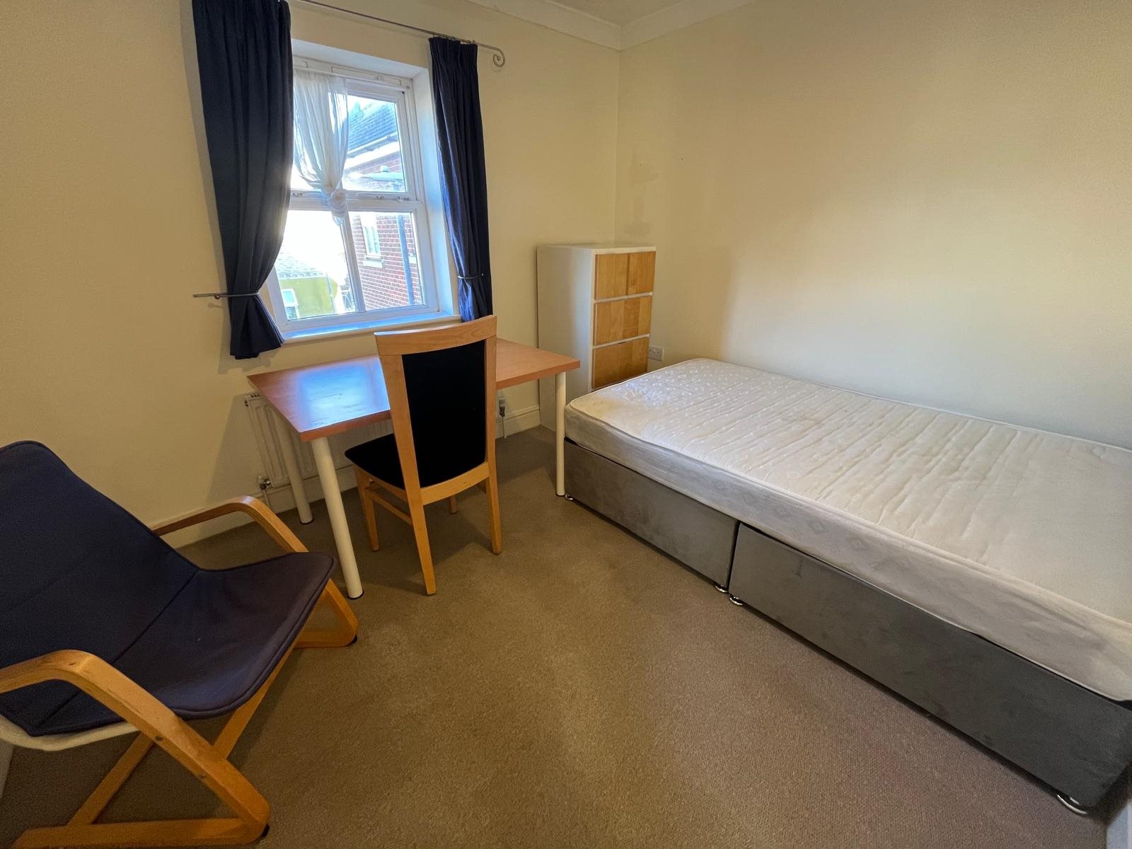 5 bed house to rent in Mascot Square, , CO4  - Property Image 6