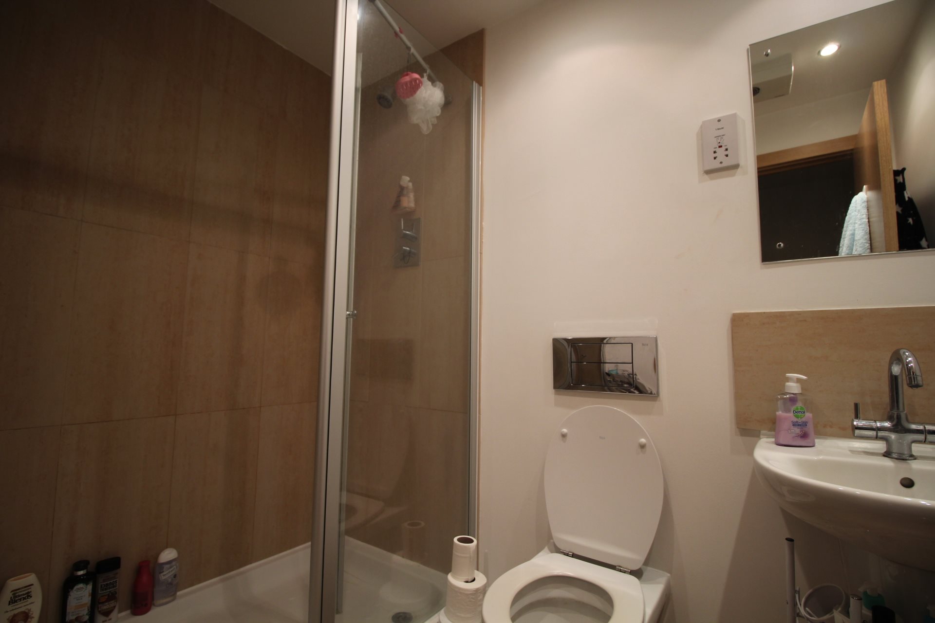 2 bed flat to rent in Spiritus House, Hawkins Road  - Property Image 11