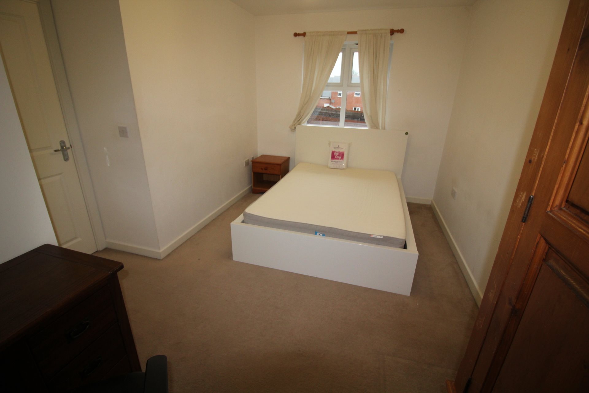 2 bed house to rent in Peache Road, Colchester 9