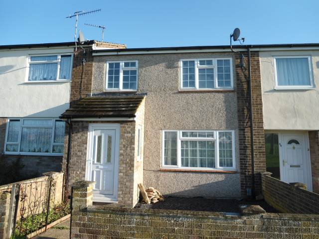 4 bed house to rent in Primrose Walk, Colchester 0