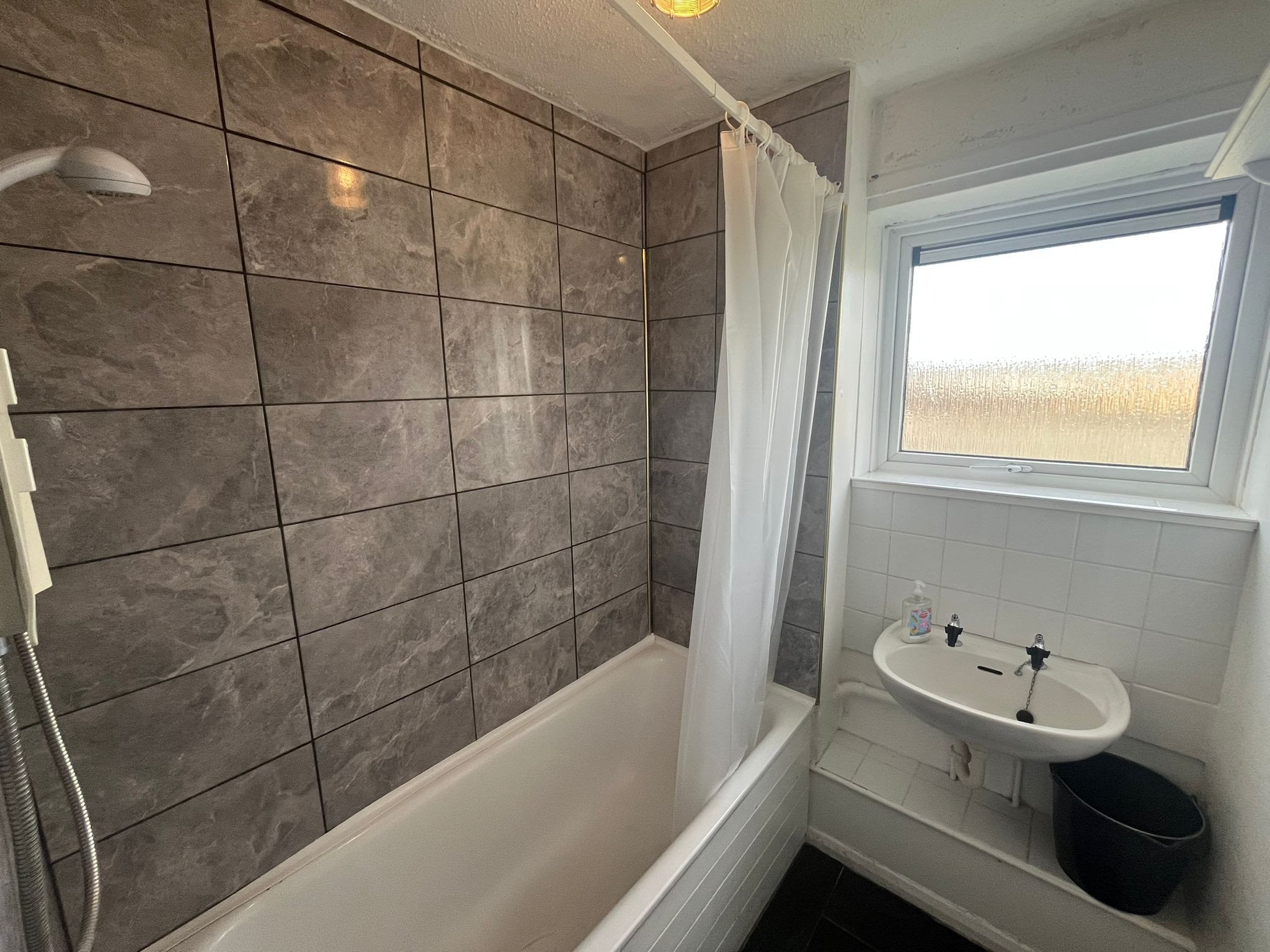 3 bed flat to rent in Hamlet Drive, Colchester, CO4 7