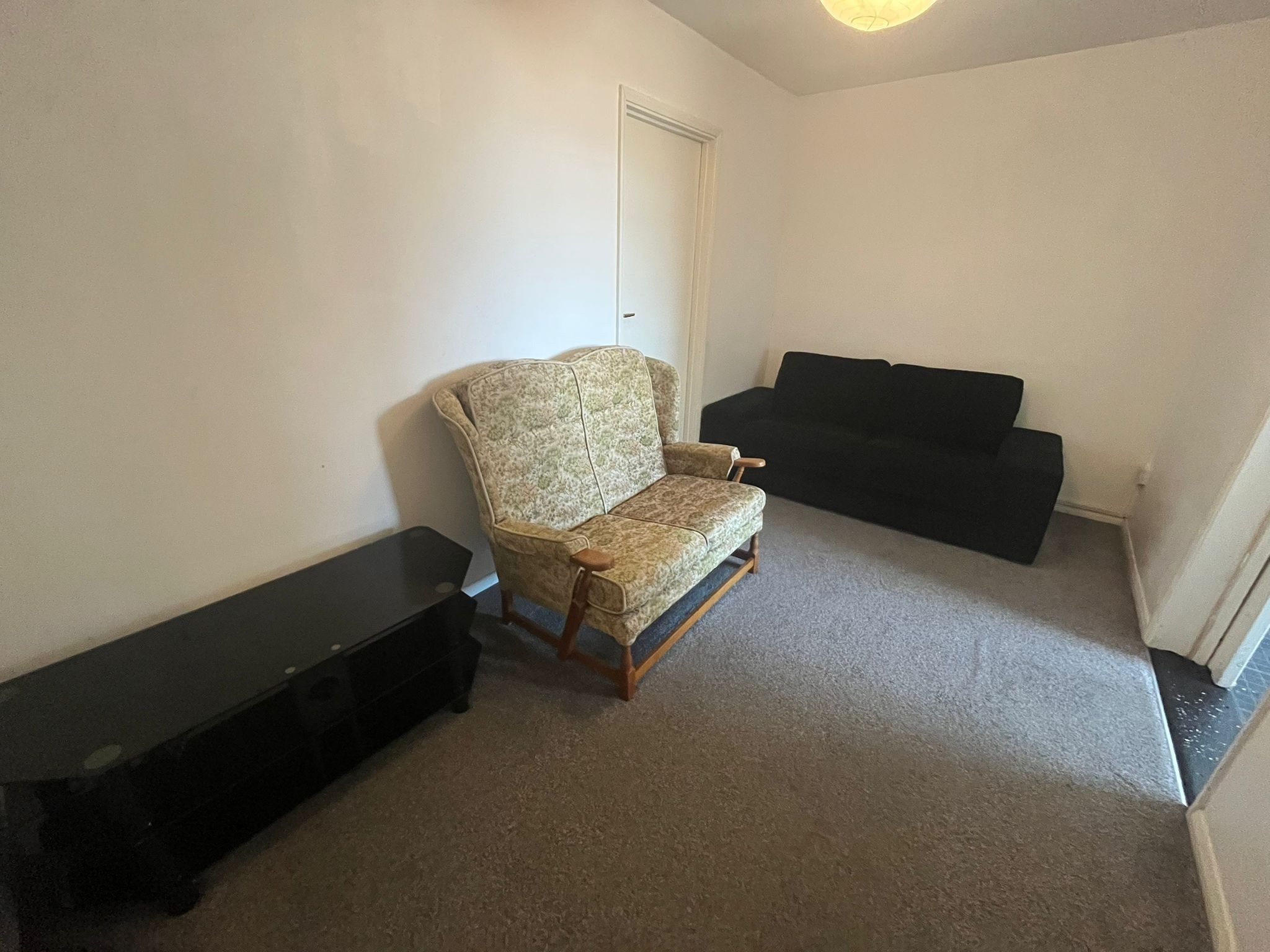 3 bed flat to rent in Hamlet Drive, Colchester, CO4  - Property Image 2