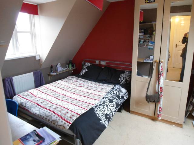 5 bed house to rent in Hatcher Crescent, Colchester  - Property Image 5