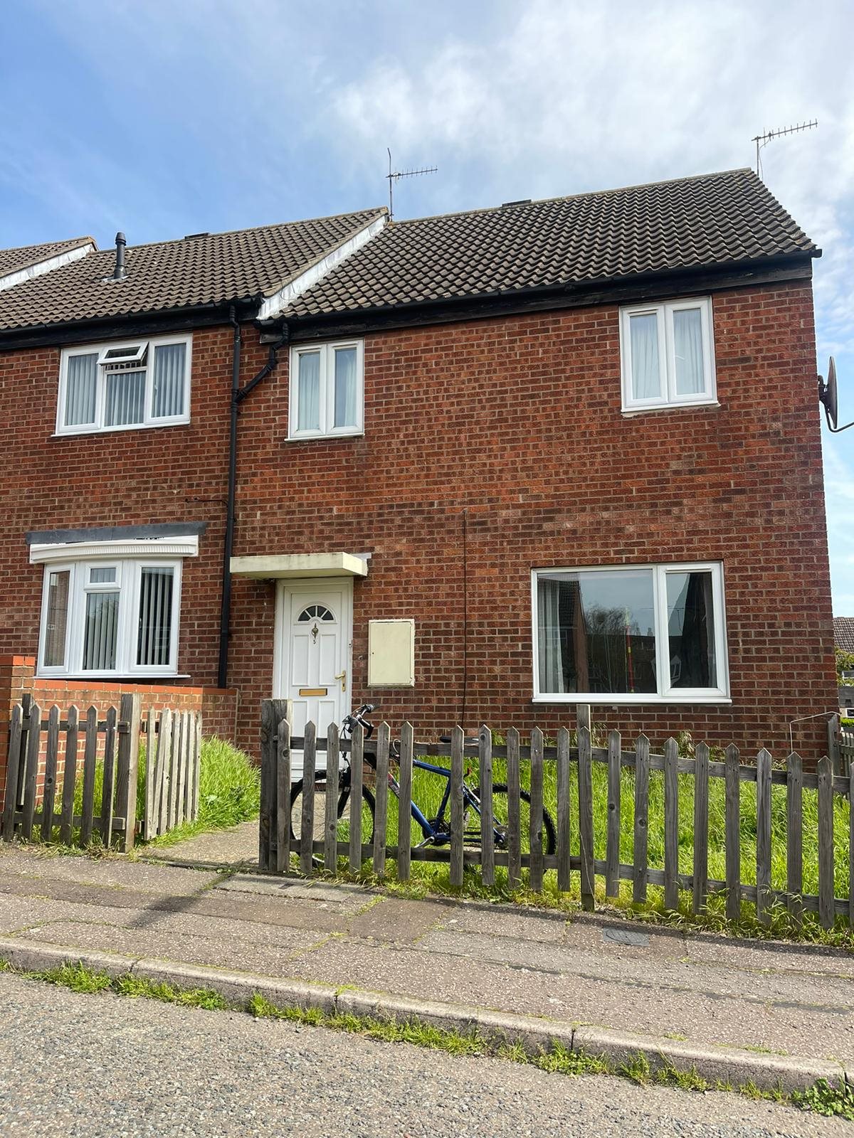 3 bed house to rent in Hunwicke Road, Colchester 0