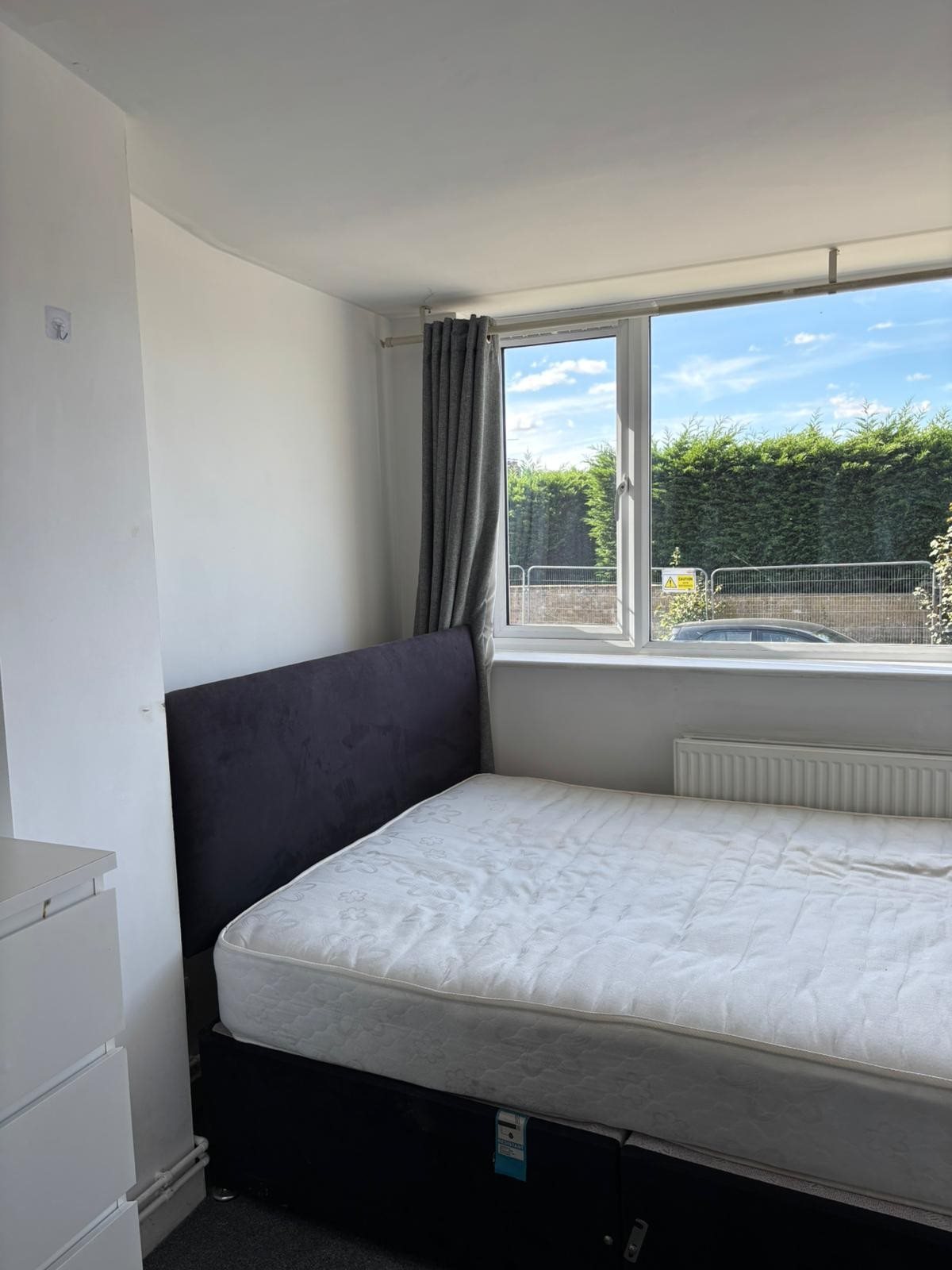 5 bed house to rent in Tangerine Close, , CO4 3