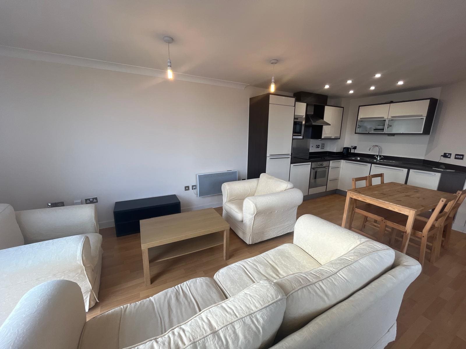 2 bed flat to rent in Quayside Drive, , CO2  - Property Image 3