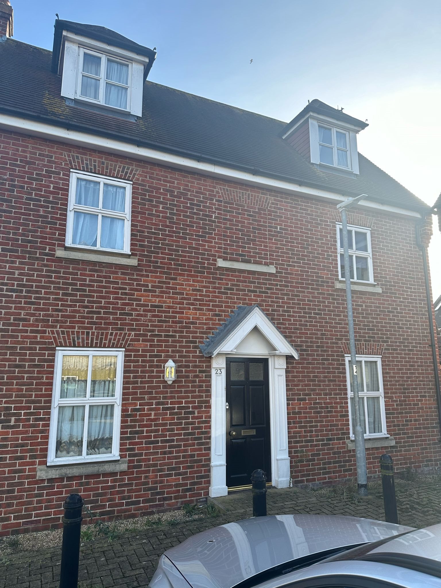5 bed house to rent in Mascot Square, Hythe 0