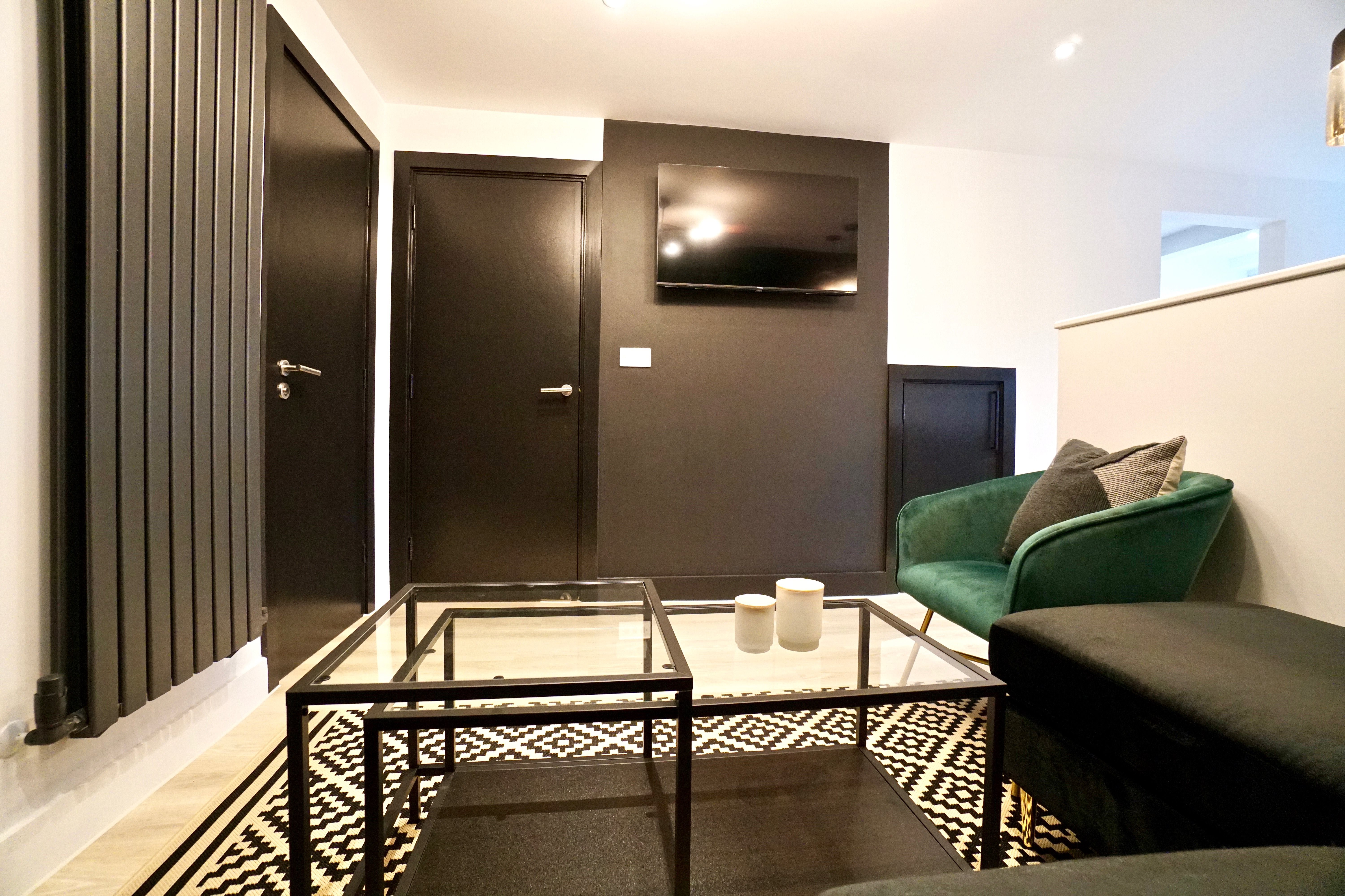 6 bed house to rent in Ariel Close  - Property Image 10