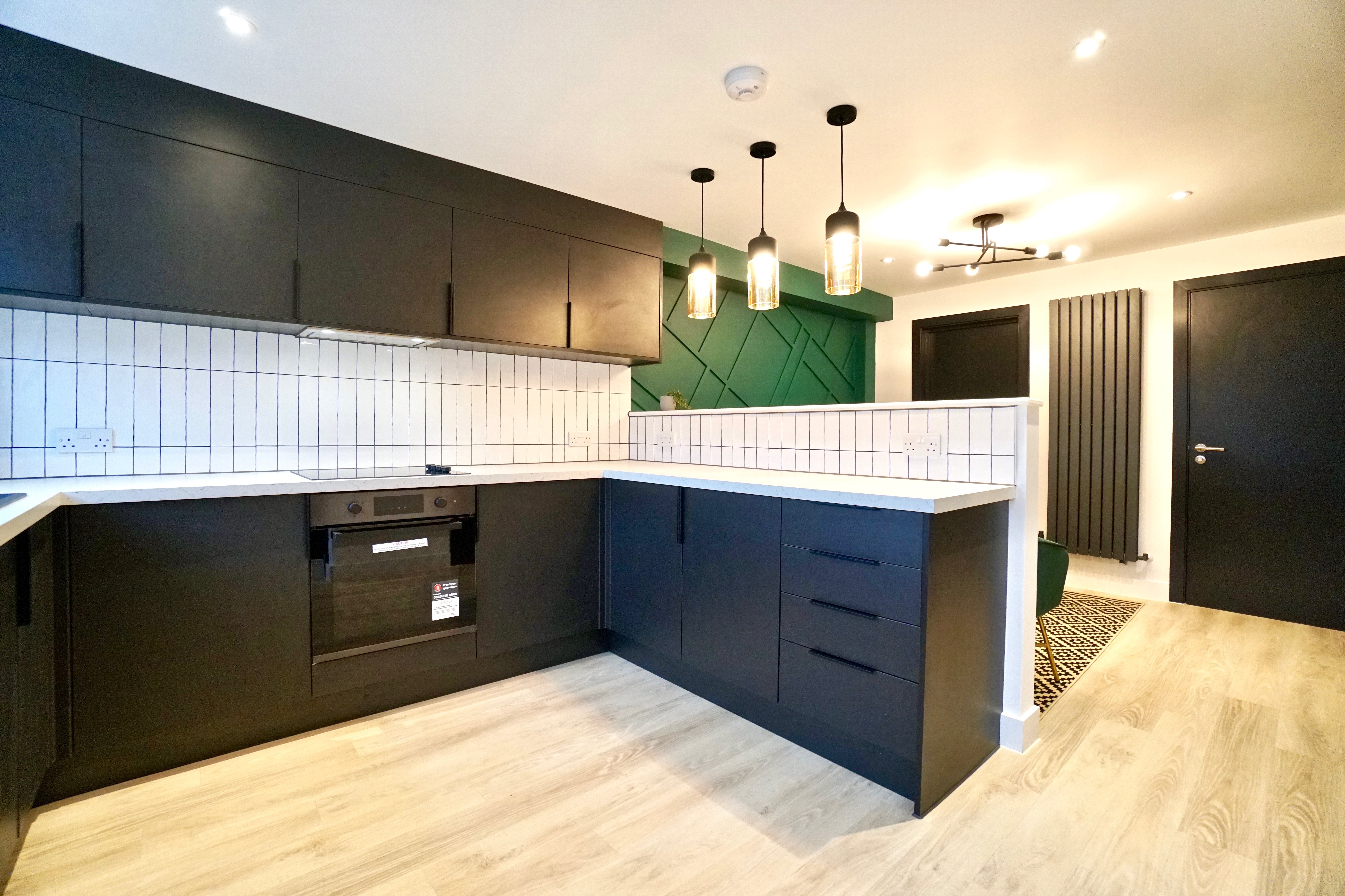 6 bed house to rent in Ariel Close  - Property Image 14