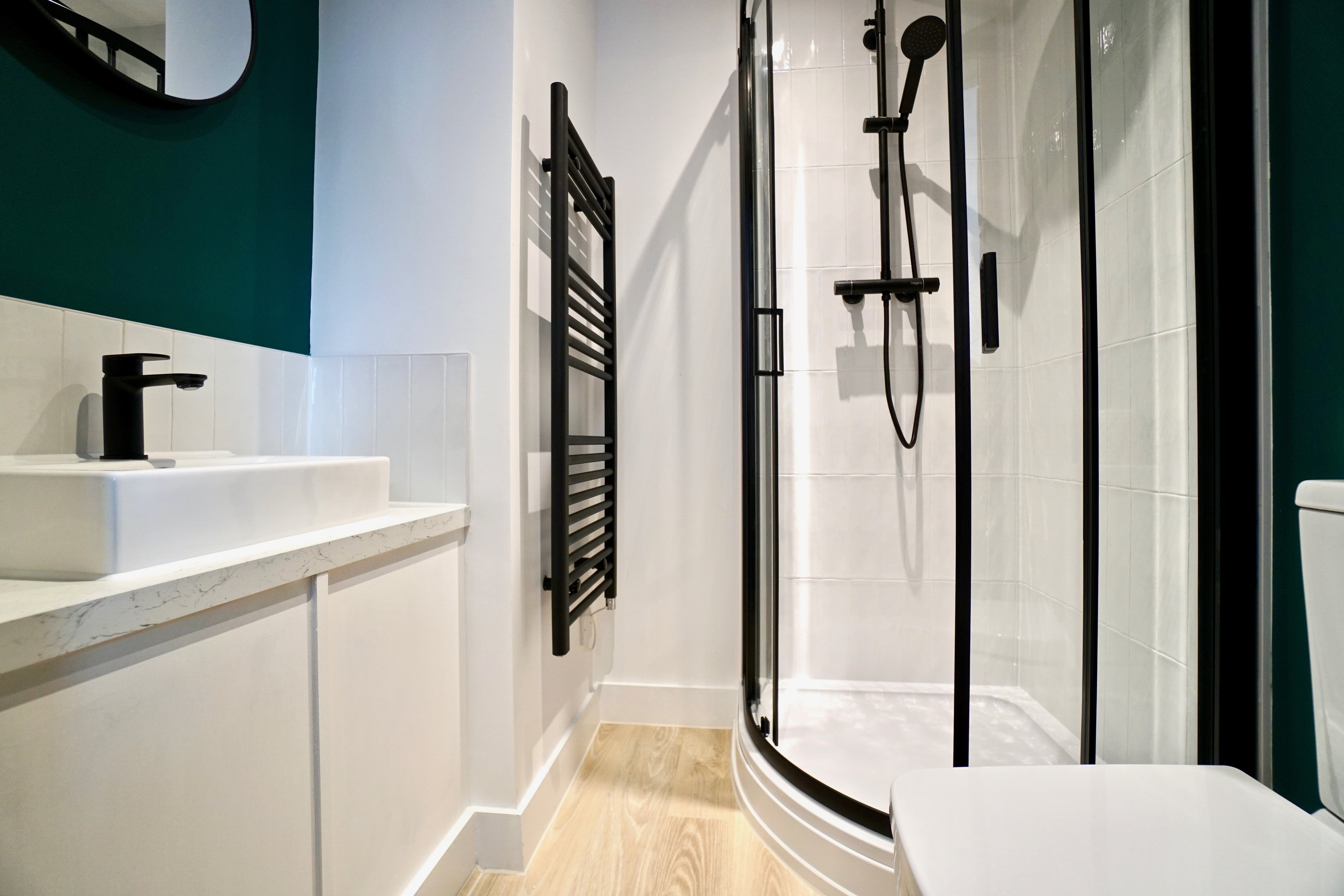 6 bed house to rent in Ariel Close  - Property Image 79