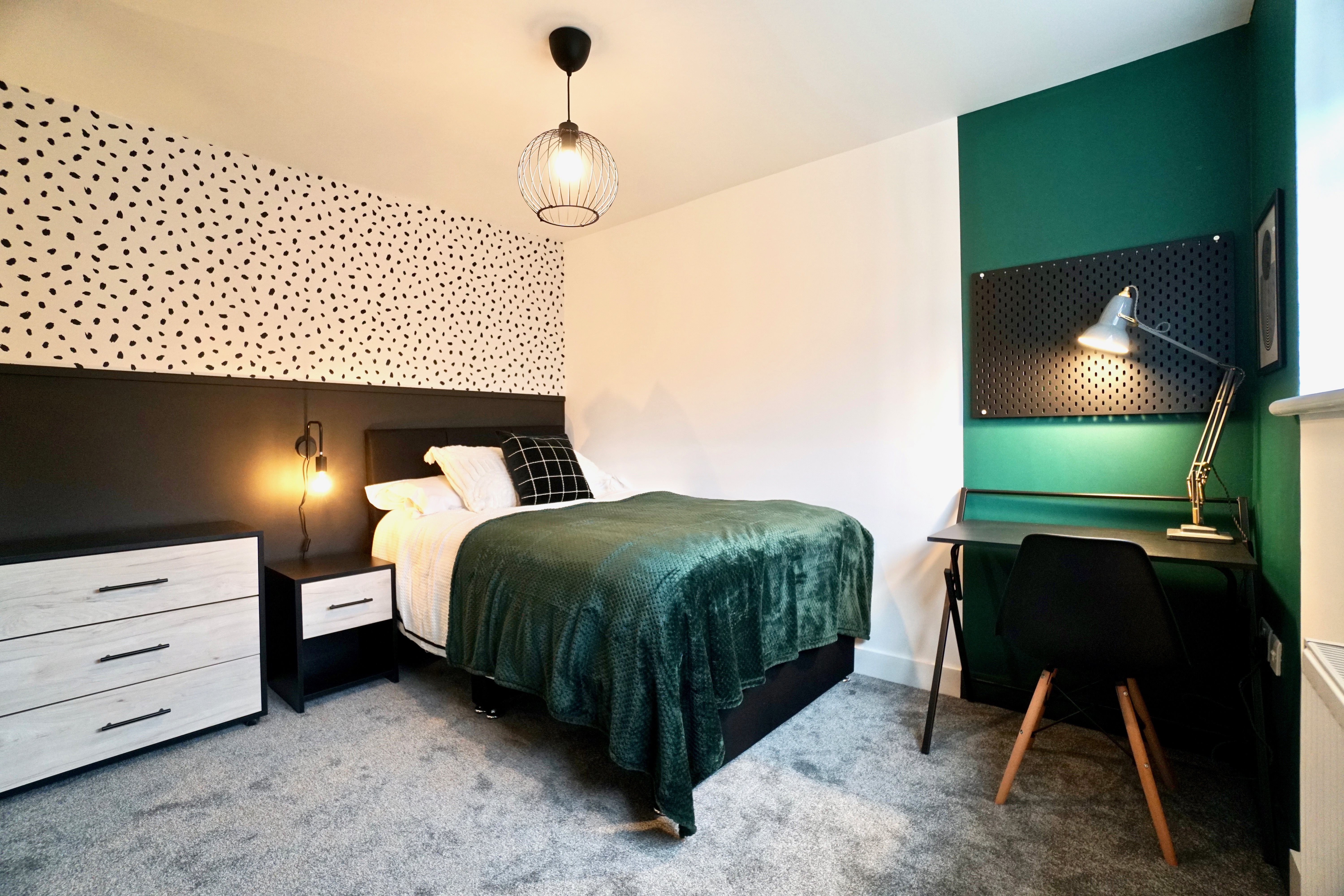 6 bed house to rent in Ariel Close  - Property Image 81