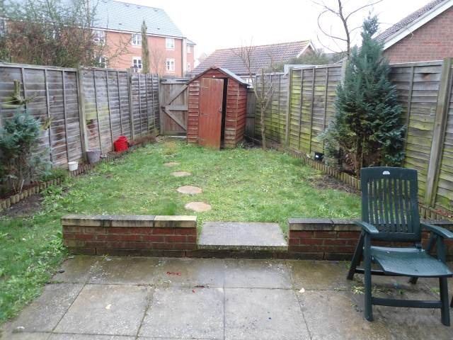 1 bed house / flat share to rent in Hatcher Crescent  - Property Image 6