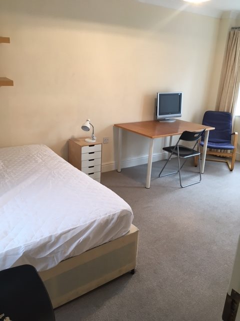 1 bed house / flat share to rent in Mascot Square, Hythe  - Property Image 2