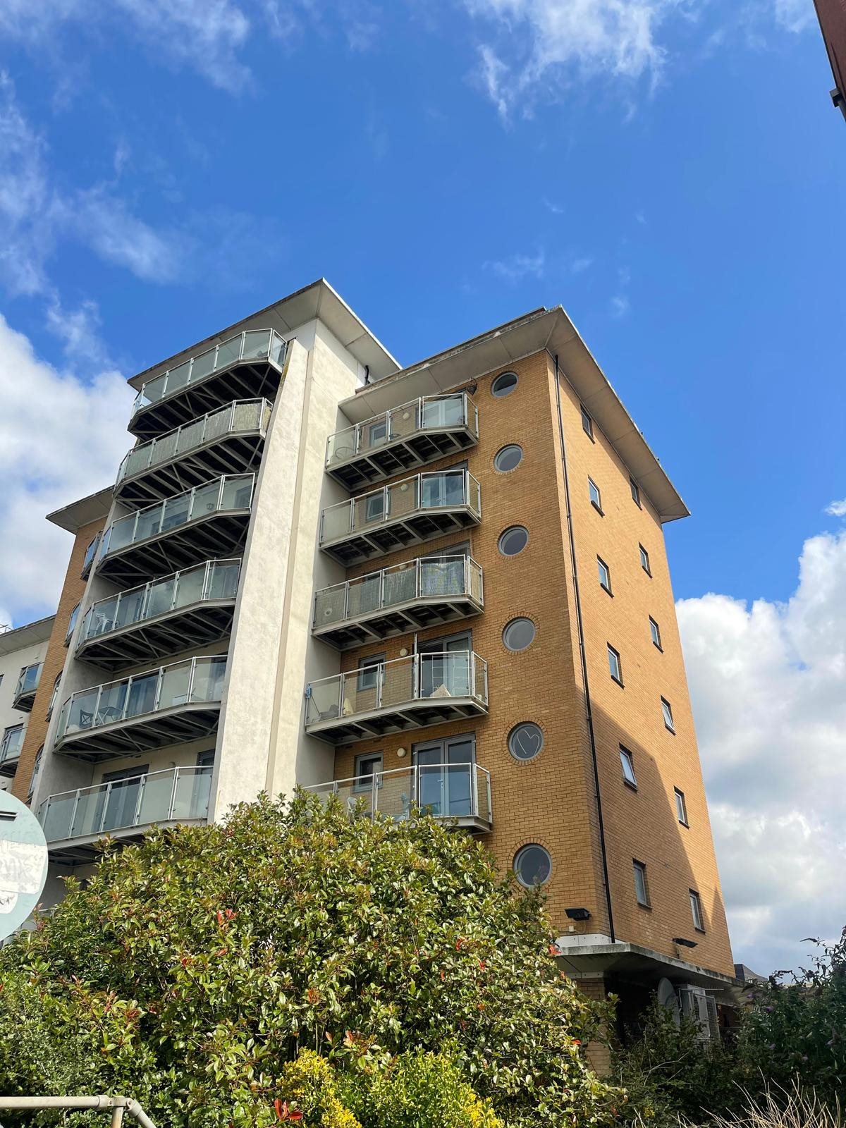 2 bed flat to rent in Caelum Drive, , CO2