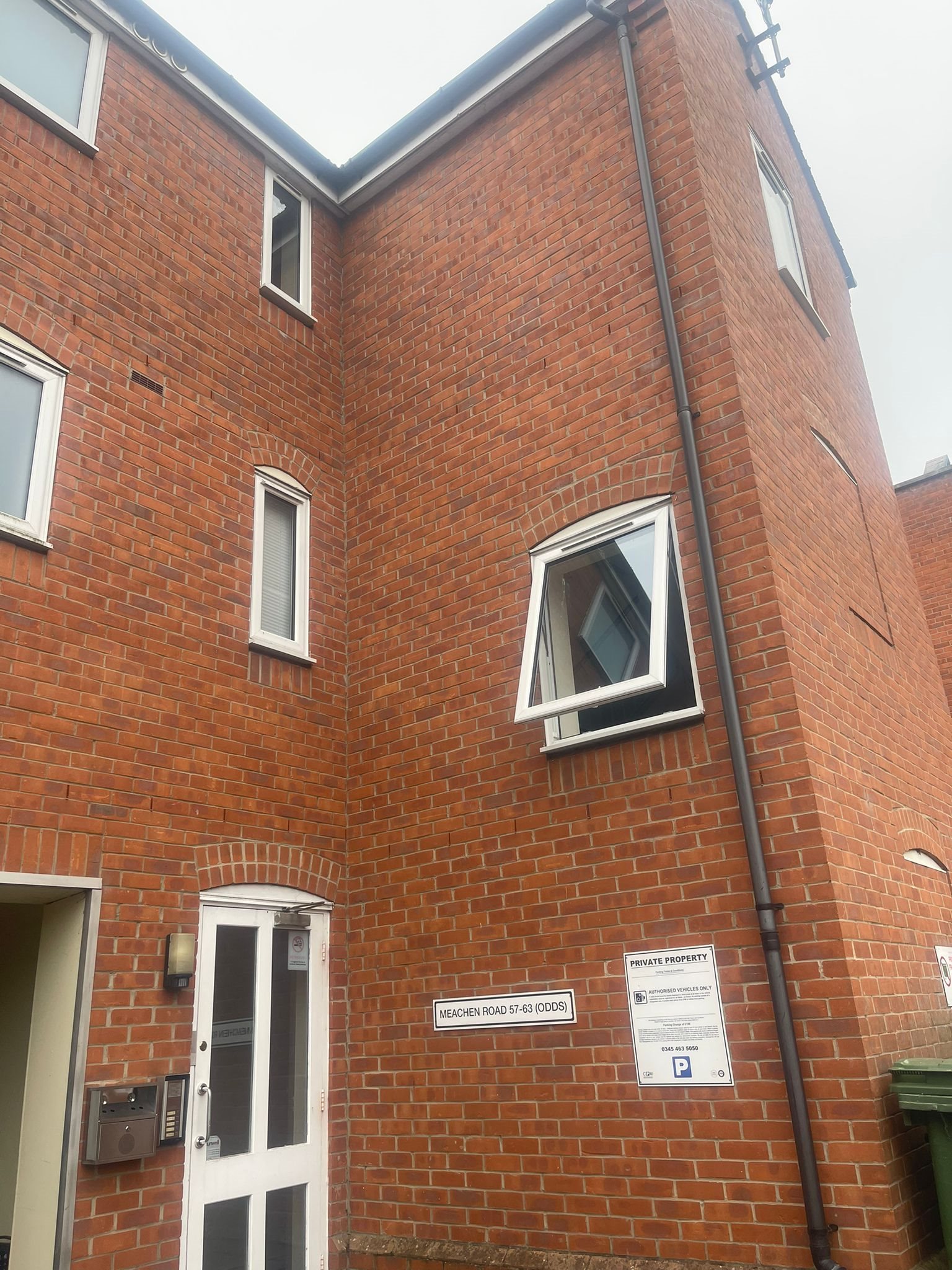 2 bed flat to rent in Meachen Road, Colchester - Property Image 1
