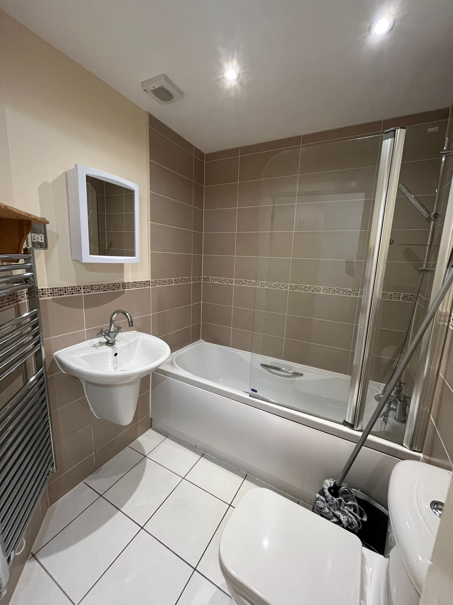 2 bed apartment to rent in Quayside Drive, Colchester  - Property Image 4