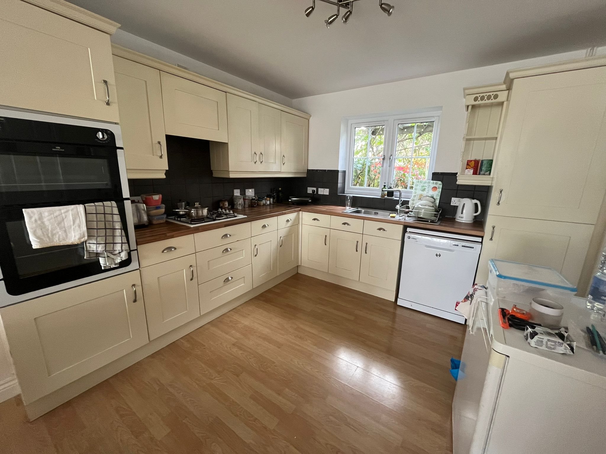 2 bed end of terrace house to rent in West Quay  - Property Image 6