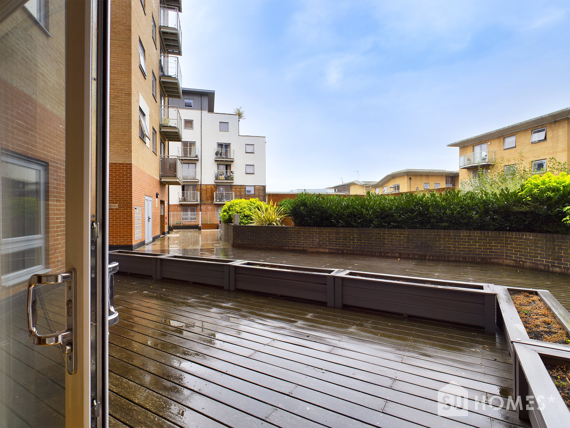 2 bed flat to rent in Keel Point, Ship Wharf  - Property Image 8