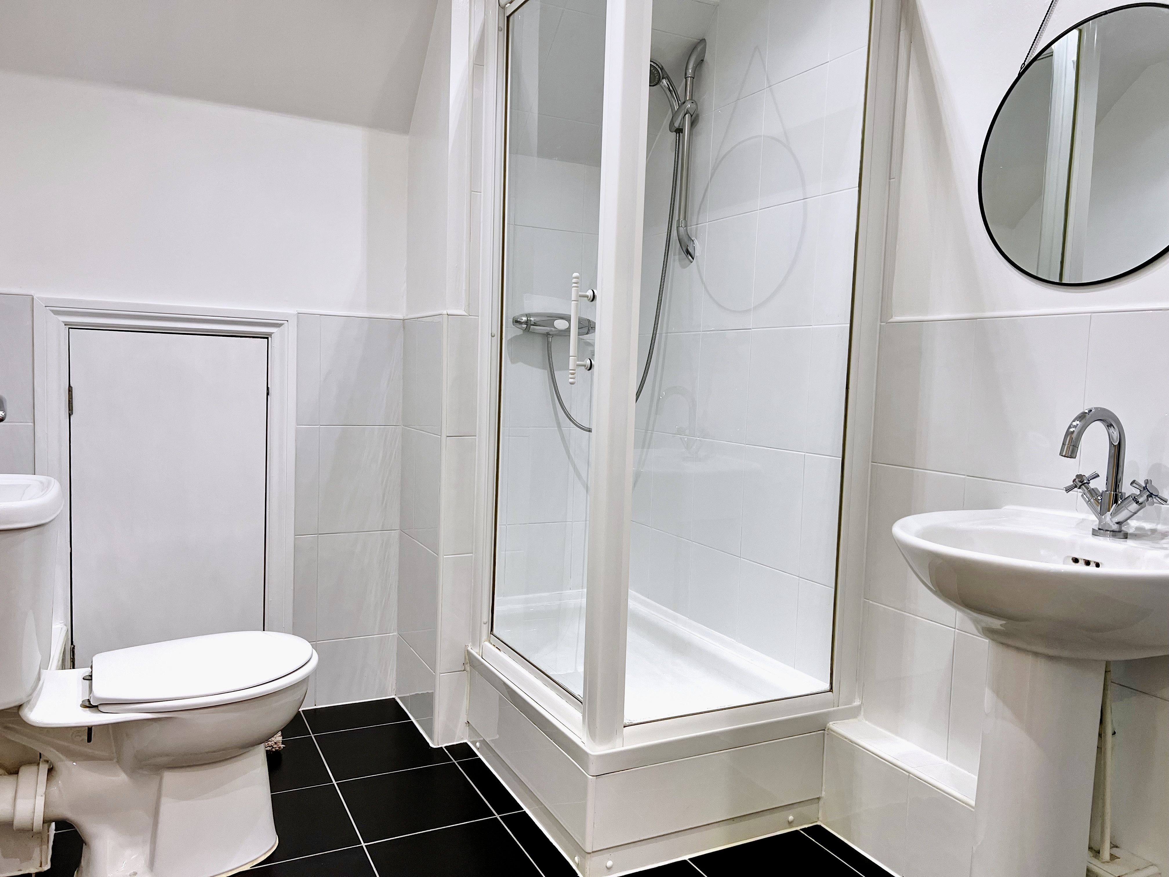 5 bed duplex to rent in Albany Gardens  - Property Image 20