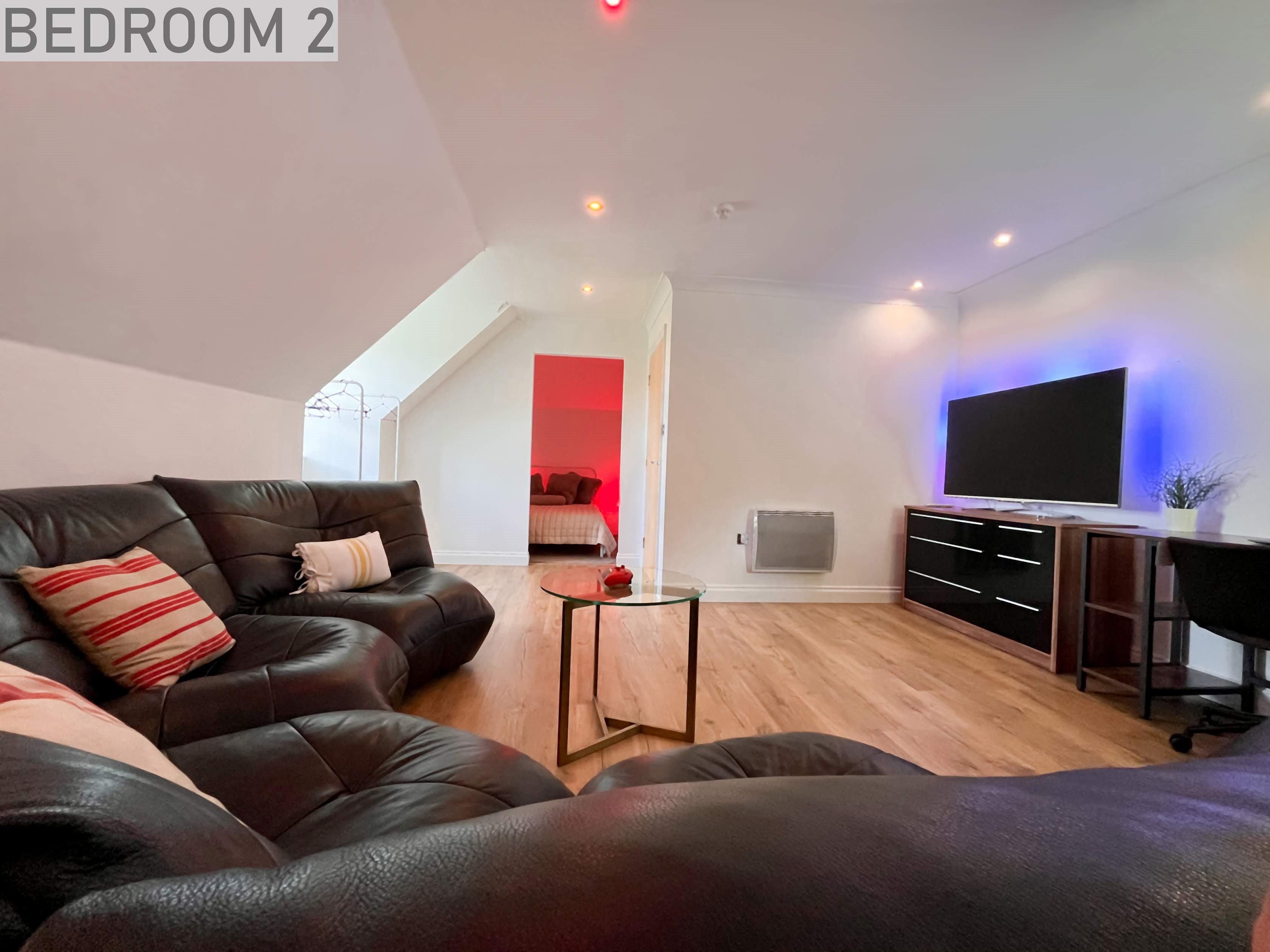 5 bed duplex to rent in Albany Gardens  - Property Image 9