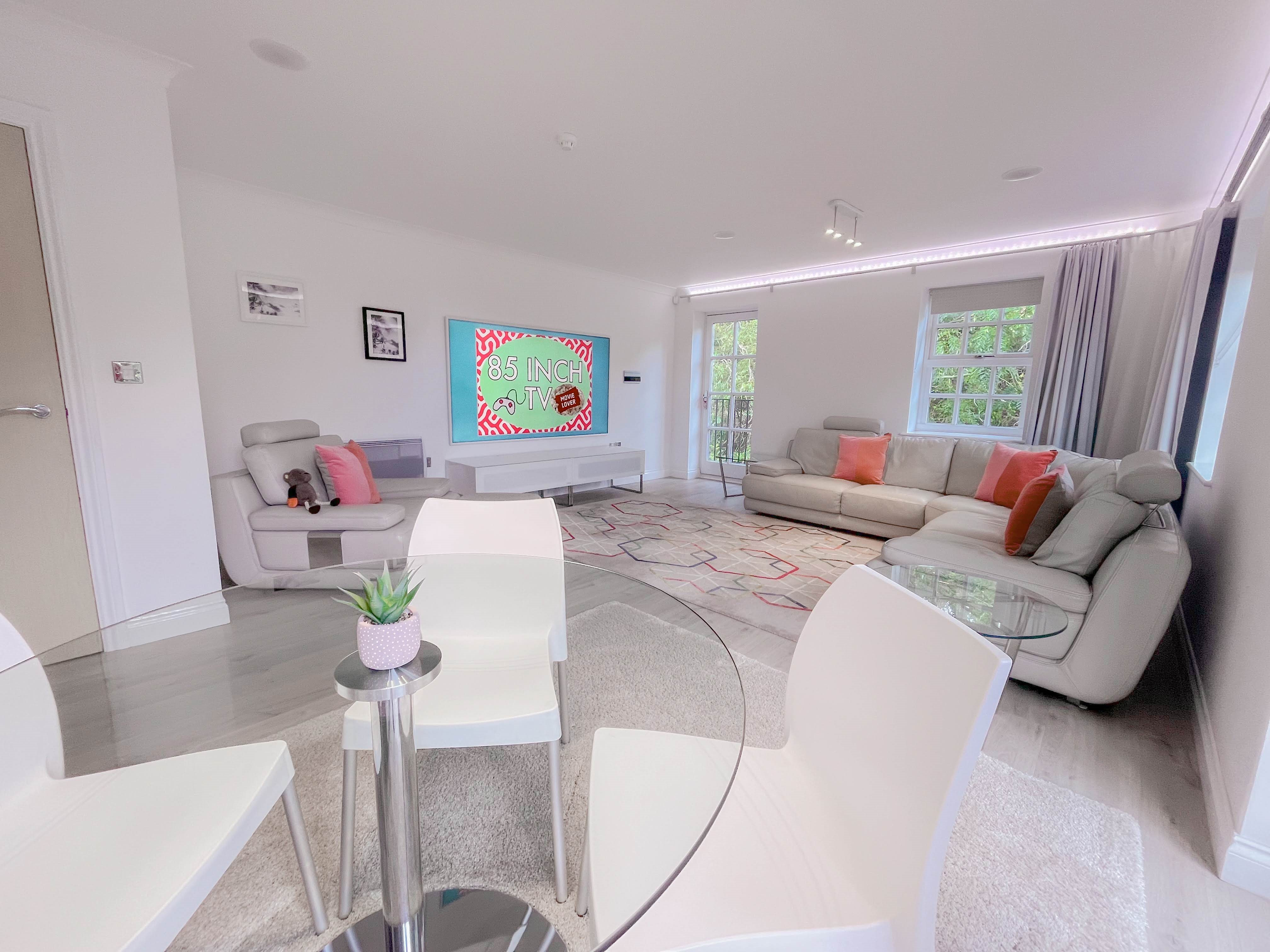5 bed duplex to rent in Albany Gardens, CO2