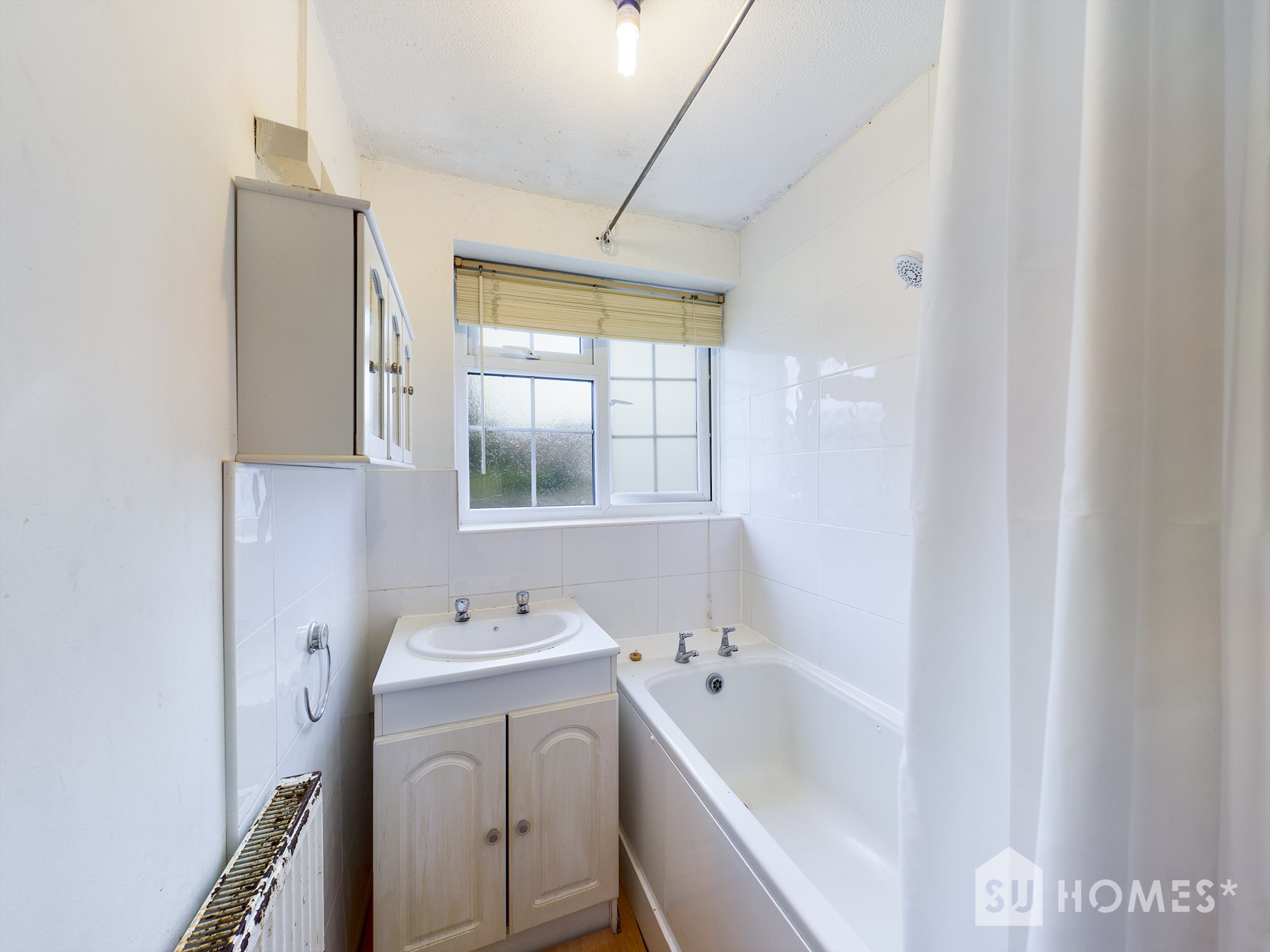 3 bed house to rent in Pickford Walk, Greenstead, CO4 9