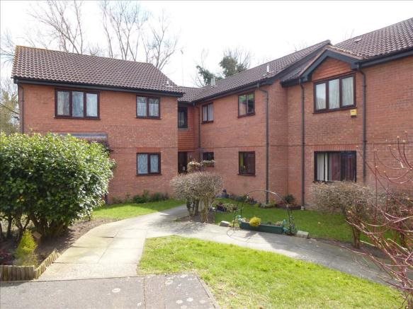 1 bed flat to rent in Brookside Close, Colchester, CO2 