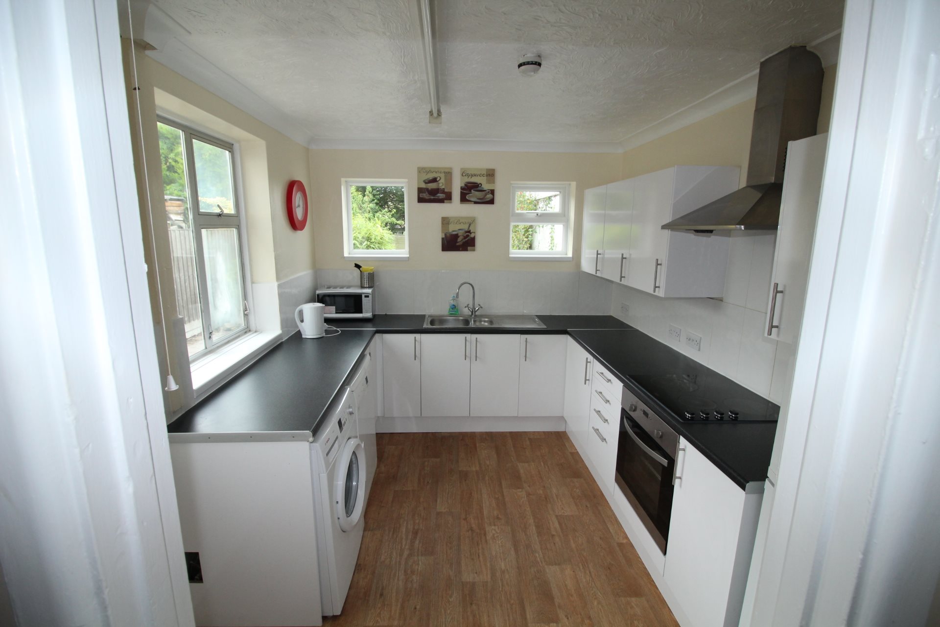 1 bed house / flat share to rent in Goring Road  - Property Image 3