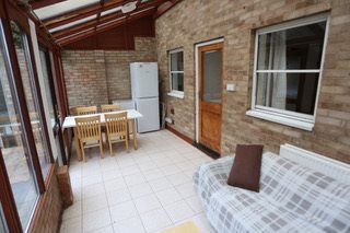 1 bed house / flat share to rent in Titania Close 0