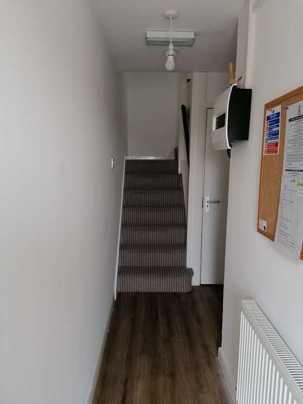 6 bed house to rent in Bennett Court, Colchester 1