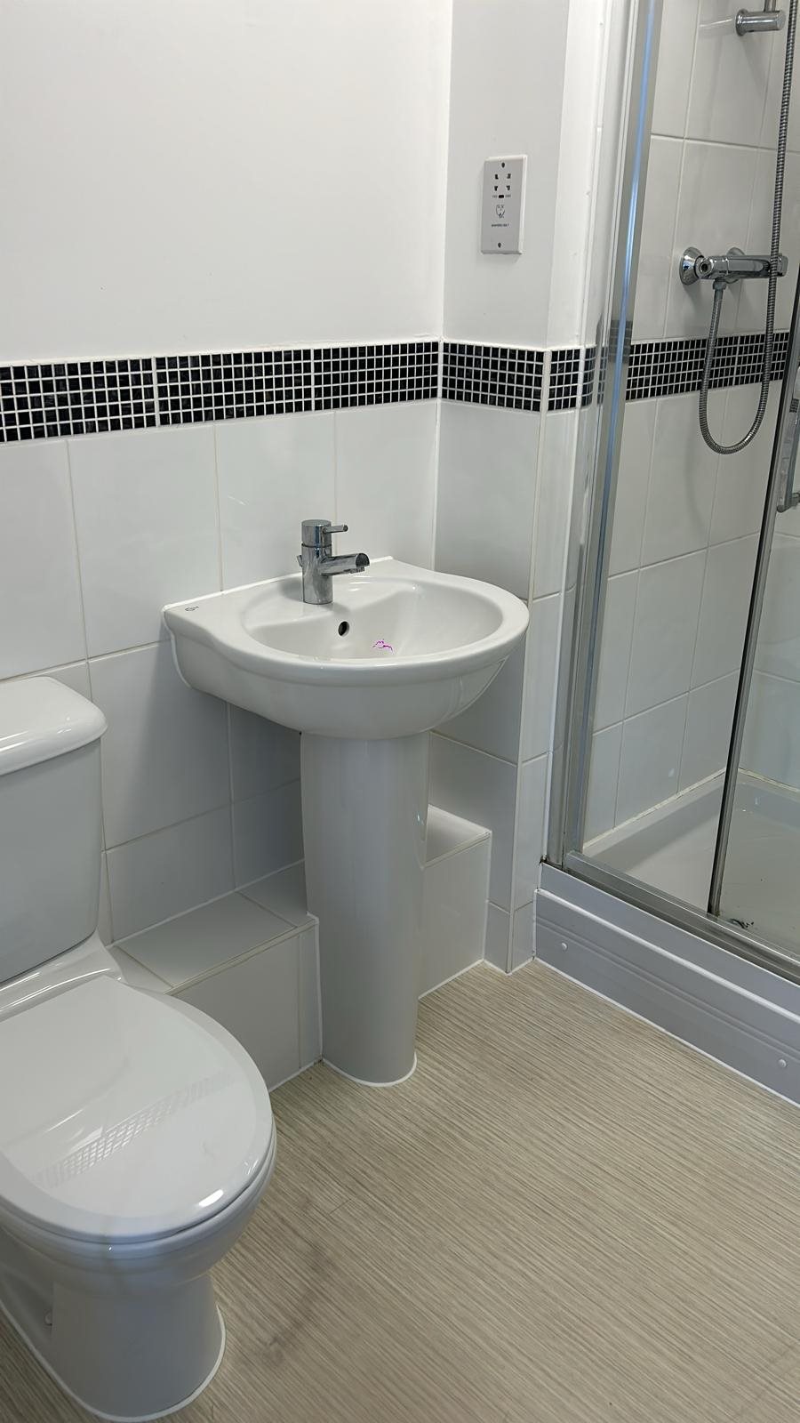 2 bed apartment to rent in Pier Wharf, Quayside Drive  - Property Image 5
