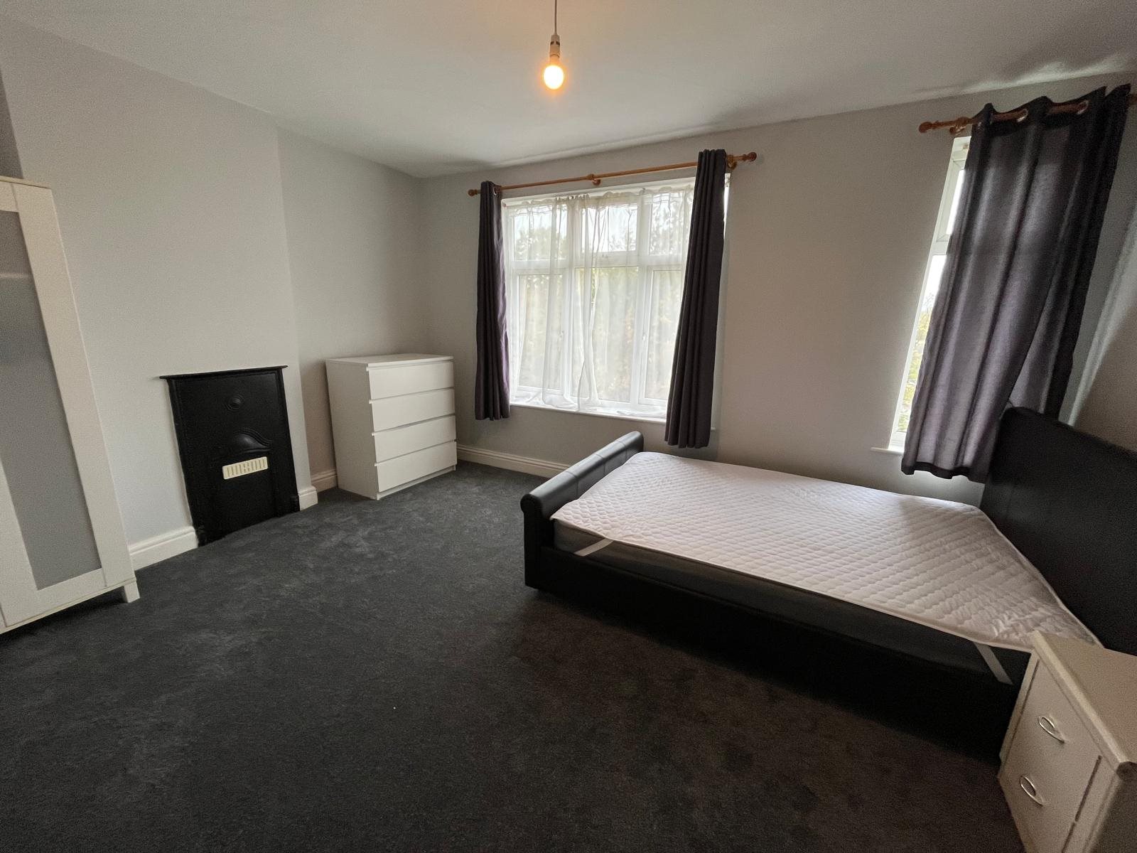 4 bed house to rent in Elmstead Road  - Property Image 5