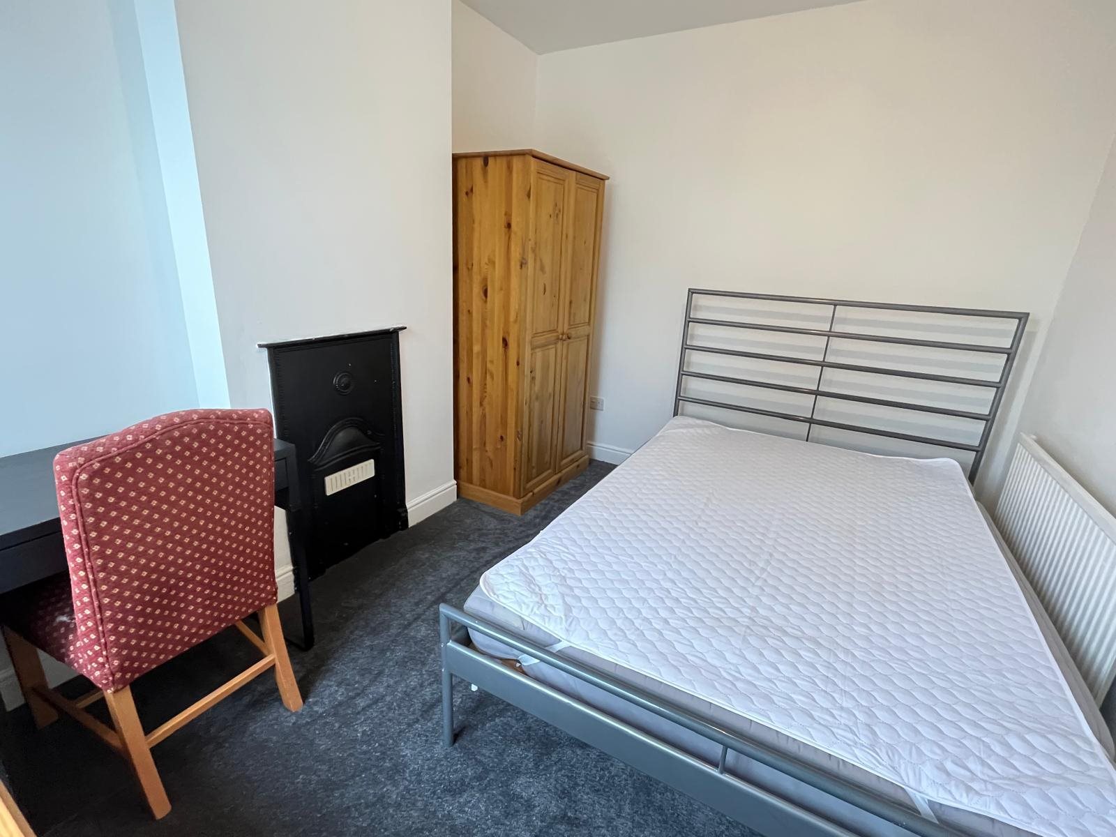 4 bed house to rent in Elmstead Road  - Property Image 6