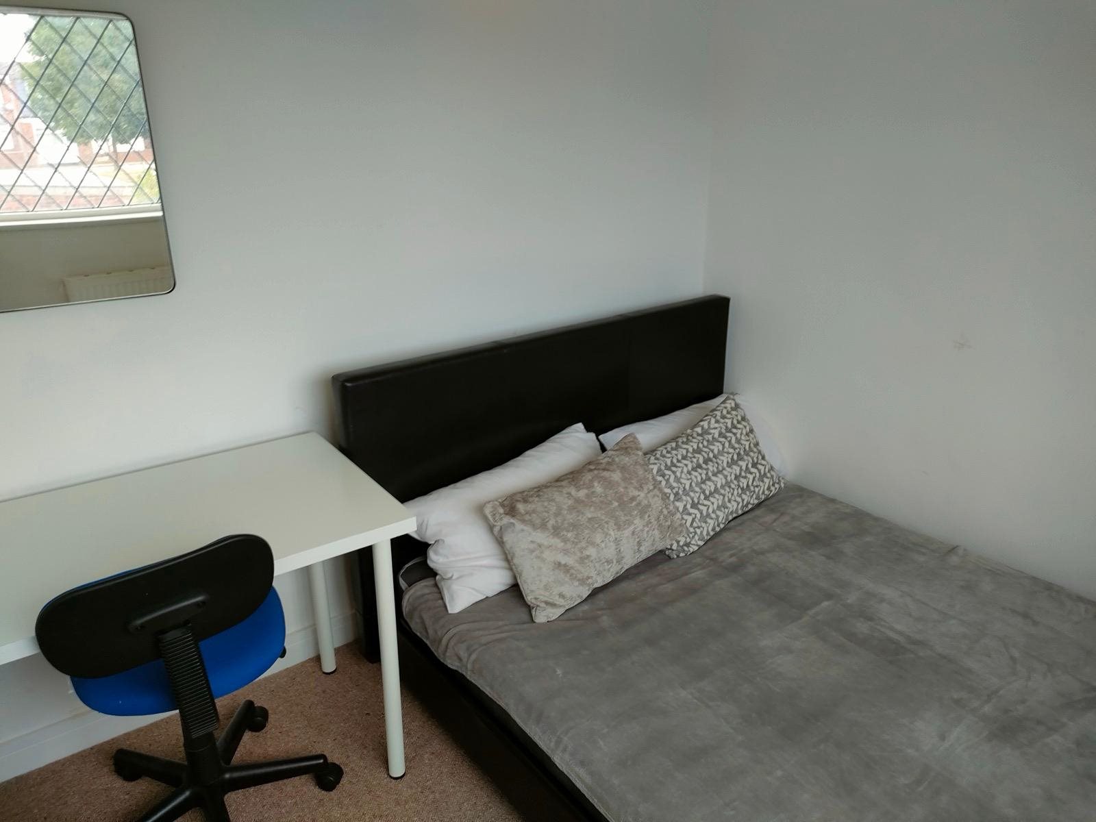 5 bed house to rent in Jessica Close  - Property Image 6
