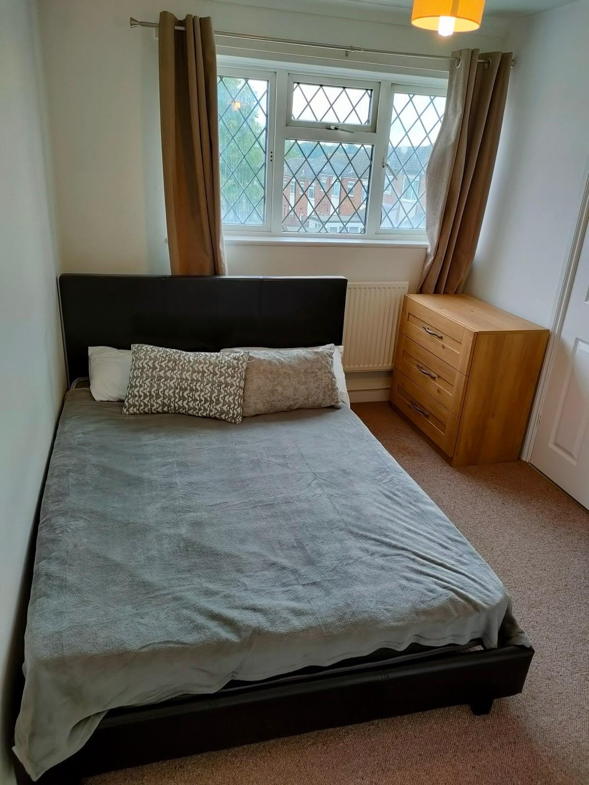 5 bed house to rent in Jessica Close  - Property Image 14
