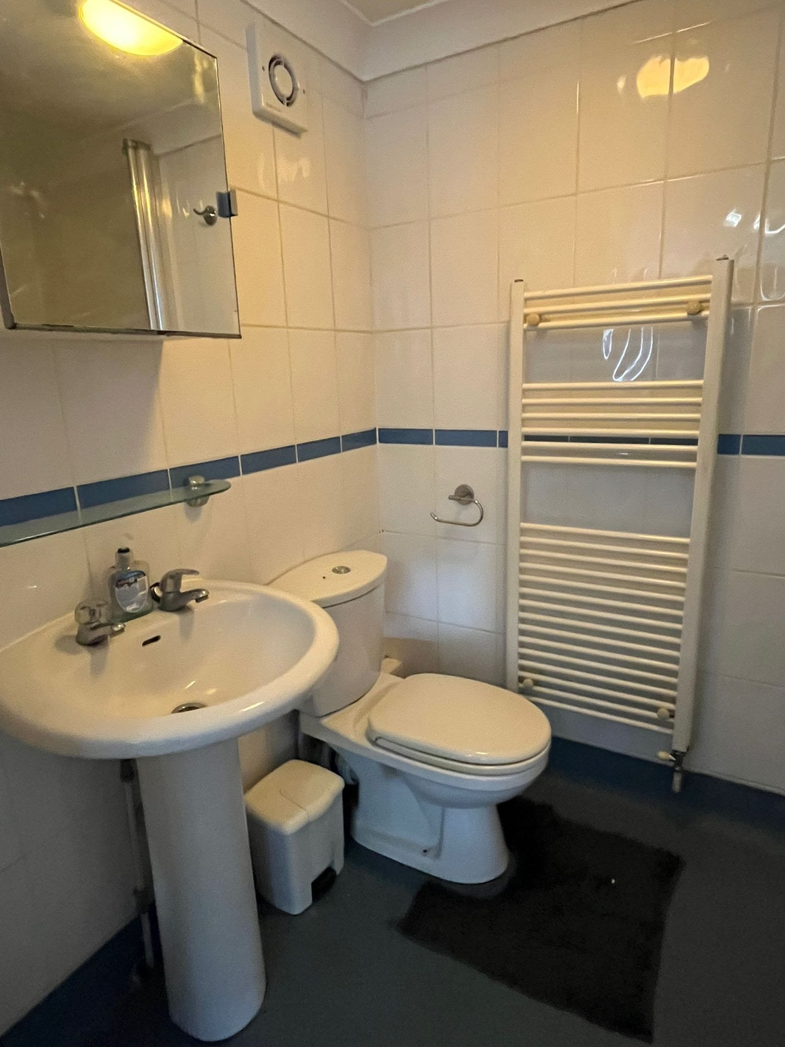 1 bed house / flat share to rent in Friars Close, , CO7  - Property Image 6