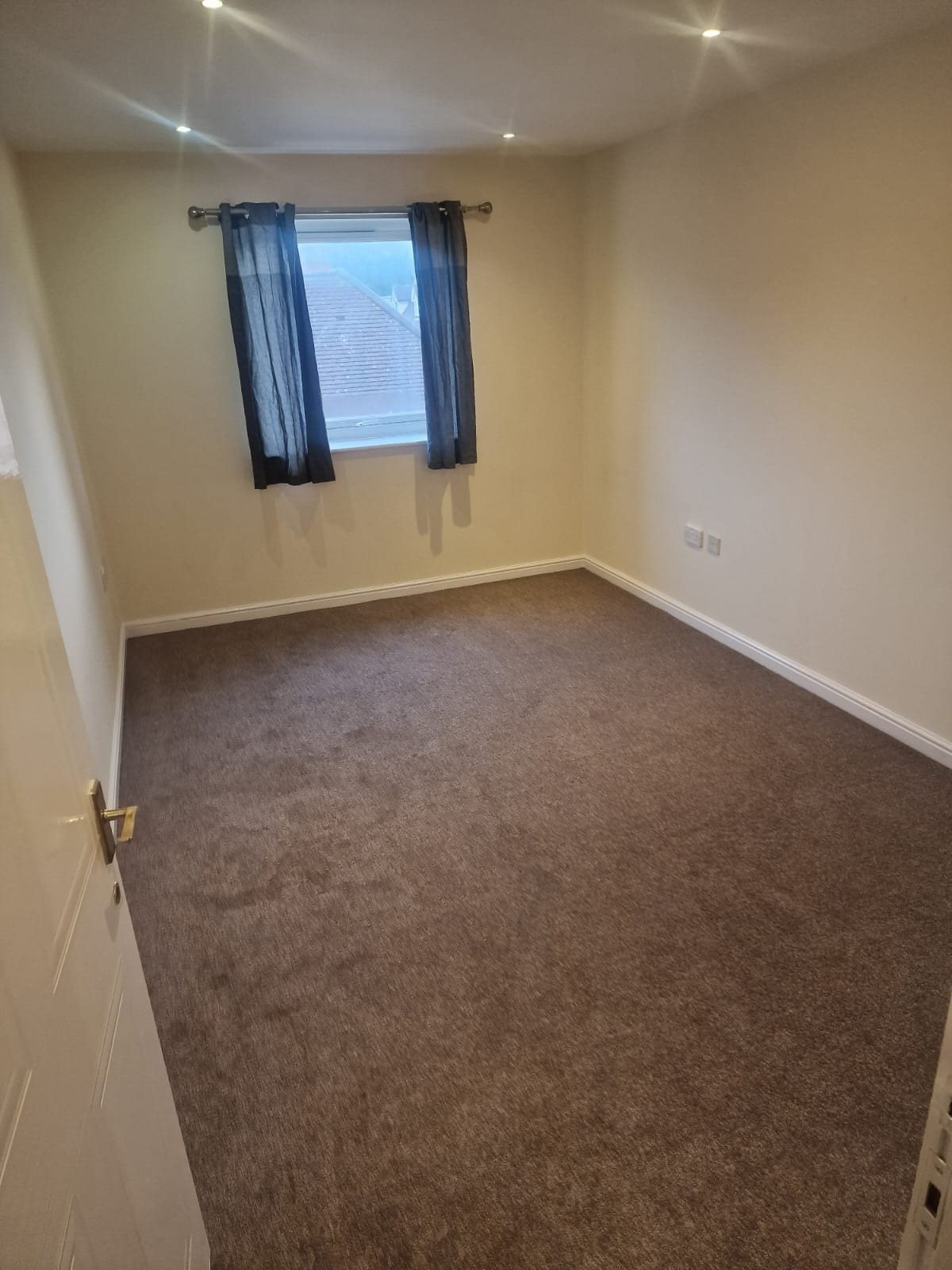 4 bed duplex to rent in Meachen Road, Hythe, CO2 8