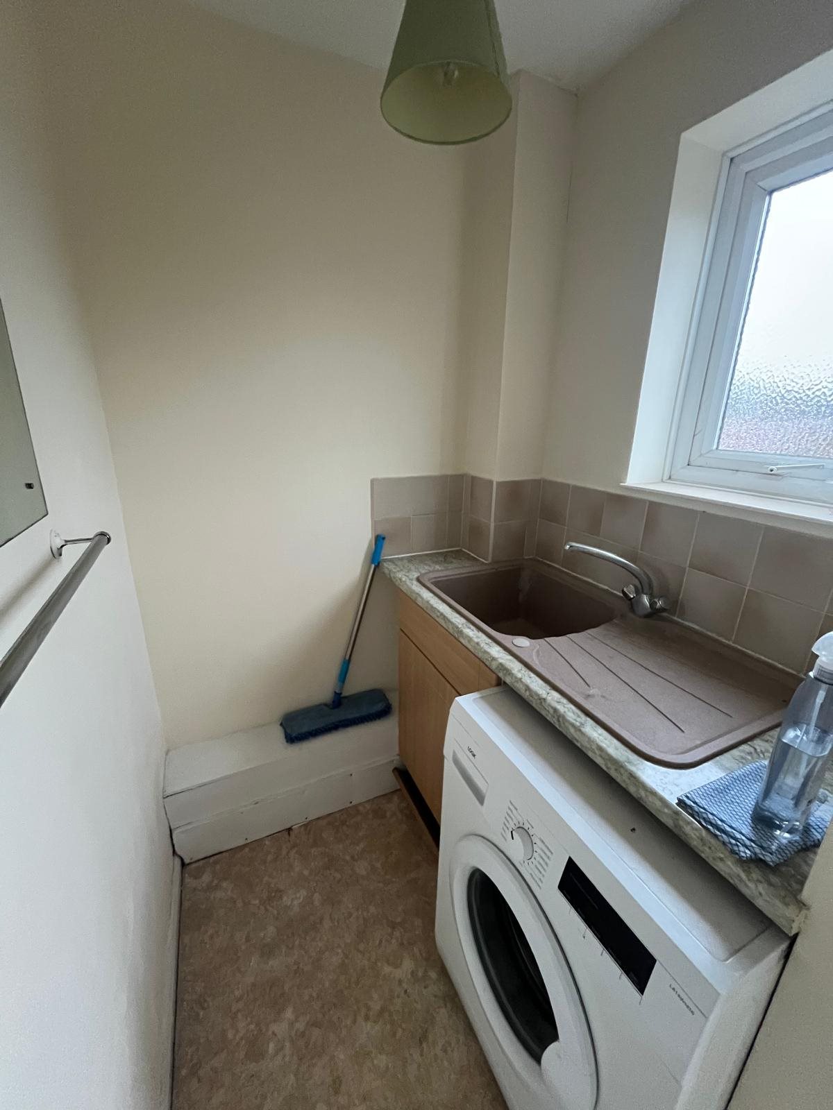 1 bed house / flat share to rent in Sullivan Close, , CO4  - Property Image 7