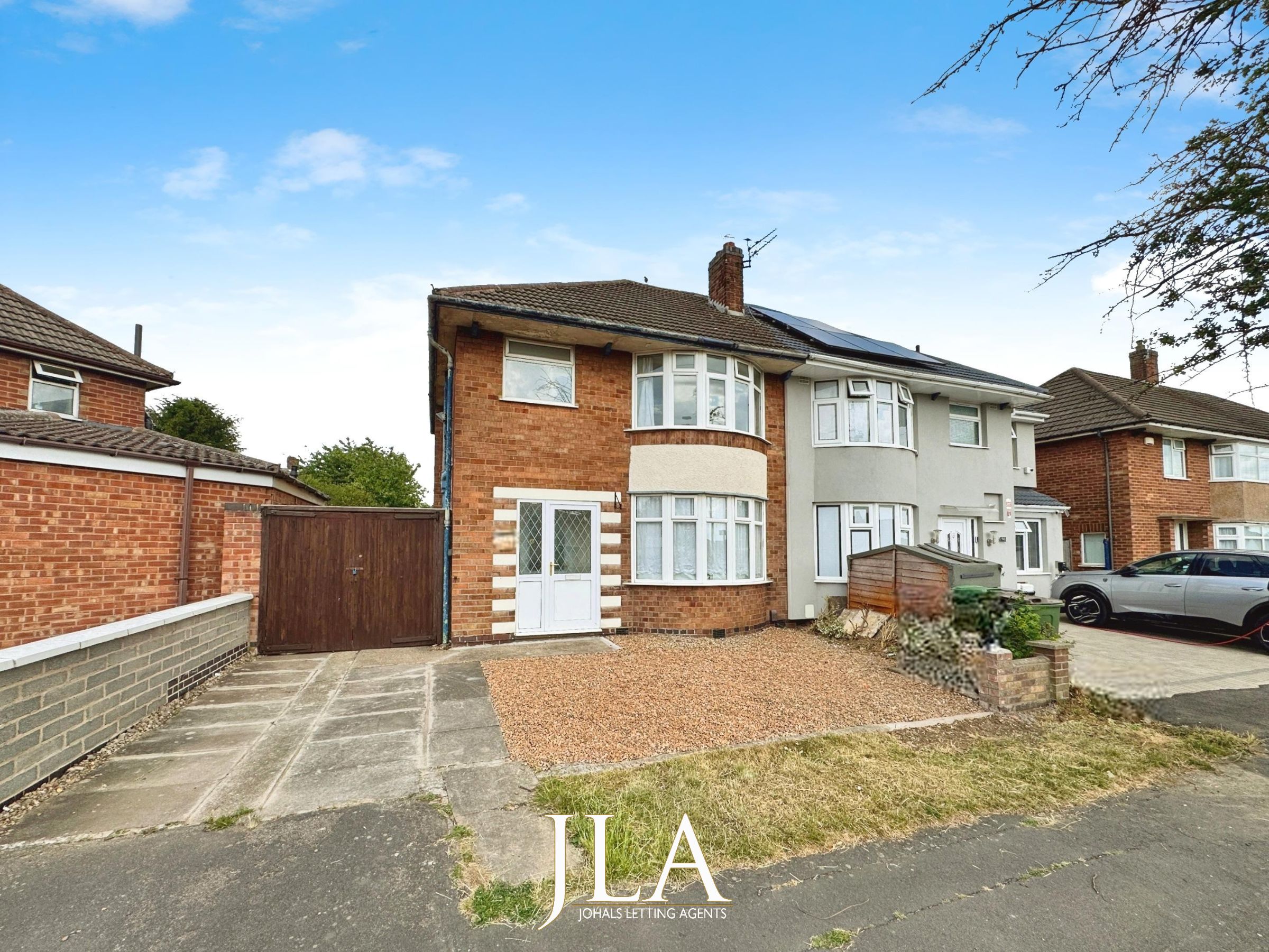3 bed semi-detached house to rent in Brabazon Road, Leicester, LE2 