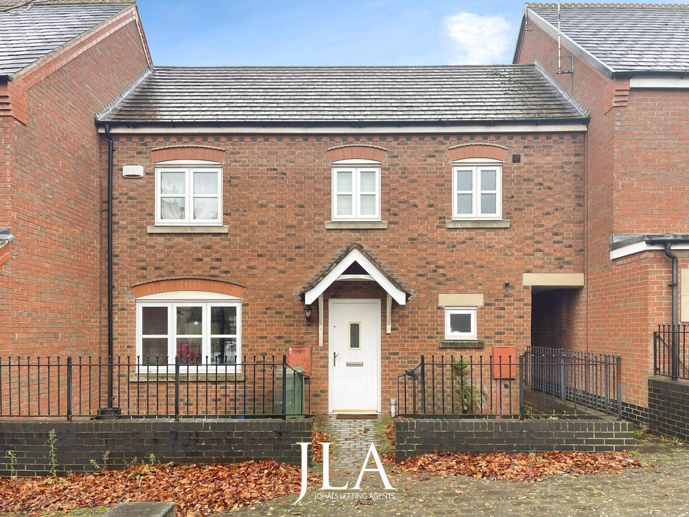 3 bed terraced house to rent in Little Connery Leys, Leicester  - Property Image 2