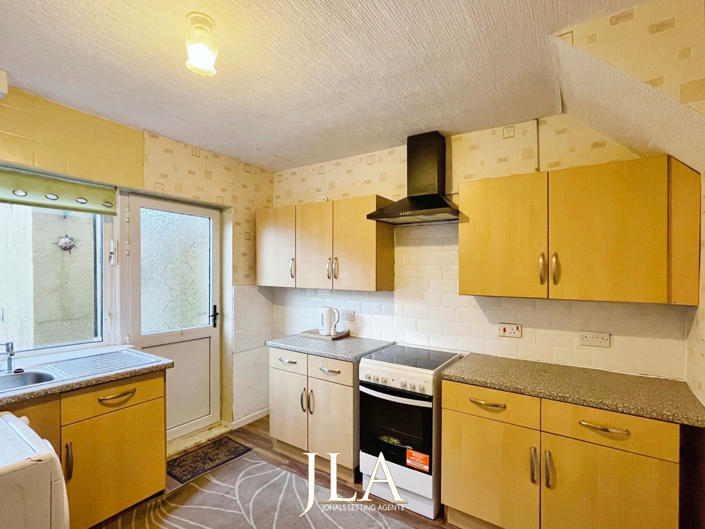 3 bed terraced house to rent in Matts Close, Leicester  - Property Image 5
