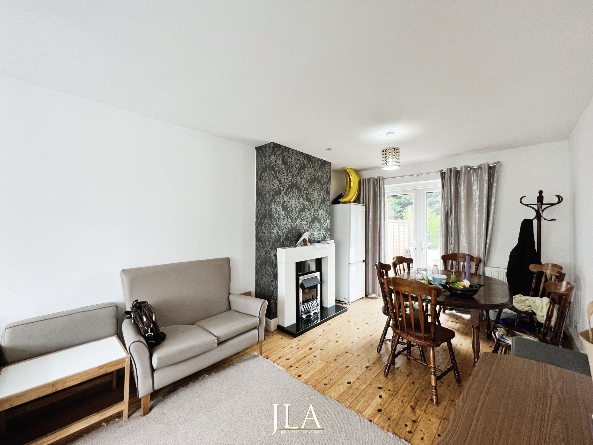 3 bed semi-detached house to rent in Houlditch Road, Leicester 2